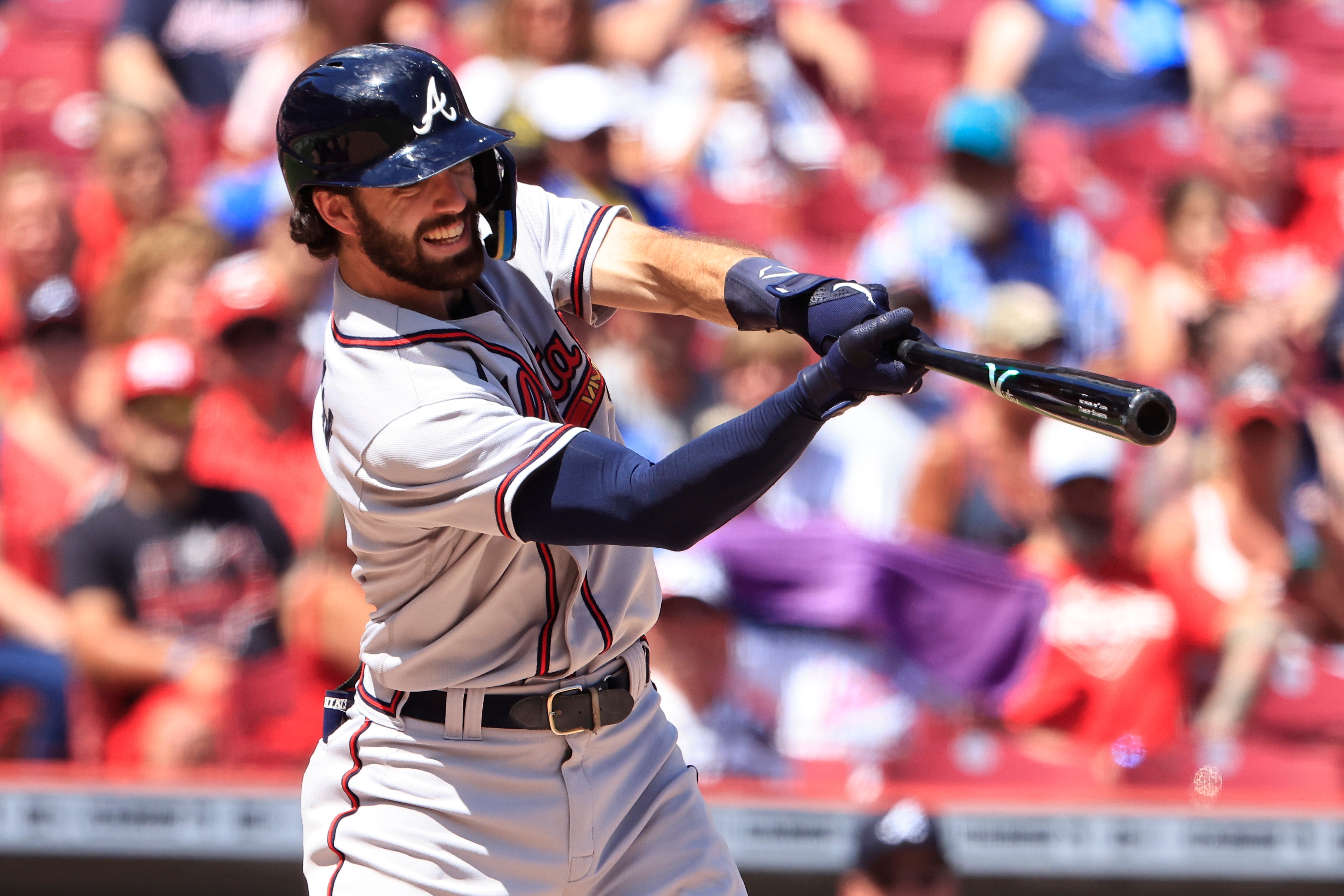 CINCINNATI, OHIO - JULY 03: Dansby Swanson #7 of the Atlanta Braves at bat in the game against the Cincinnati Reds at Great American Ball Park on July 03, 2022 in Cincinnati, Ohio. (Photo by Justin Casterline/Getty Images)