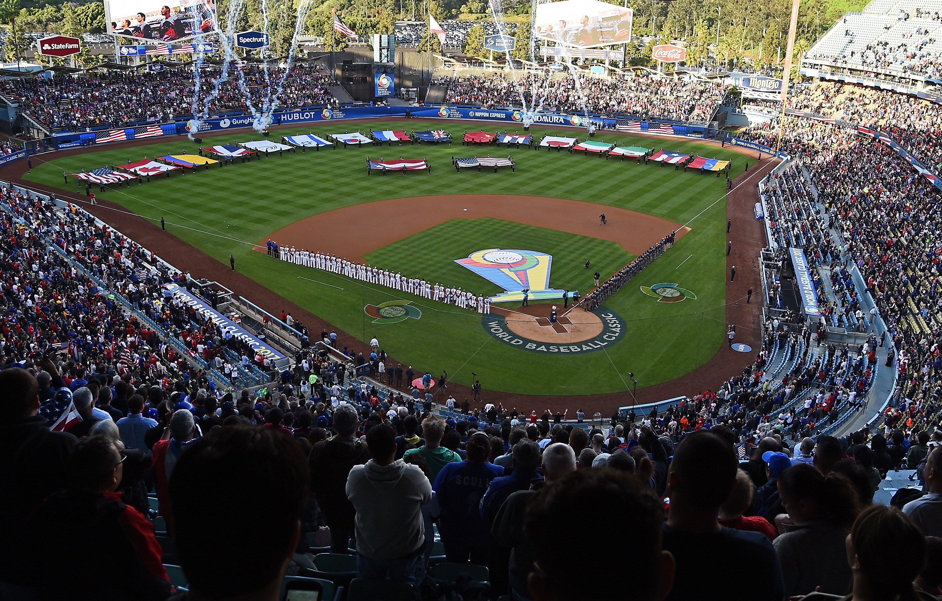LOS ANGELES, CA - MARCH 22:  General view of Dodger Stadium for the final game of the 2017 World Baseball Classic between Puerto Rico and the United States March 22, 2017 in Los Angeles, California.  (Photo by Jayne Kamin-Oncea/Getty Images)
