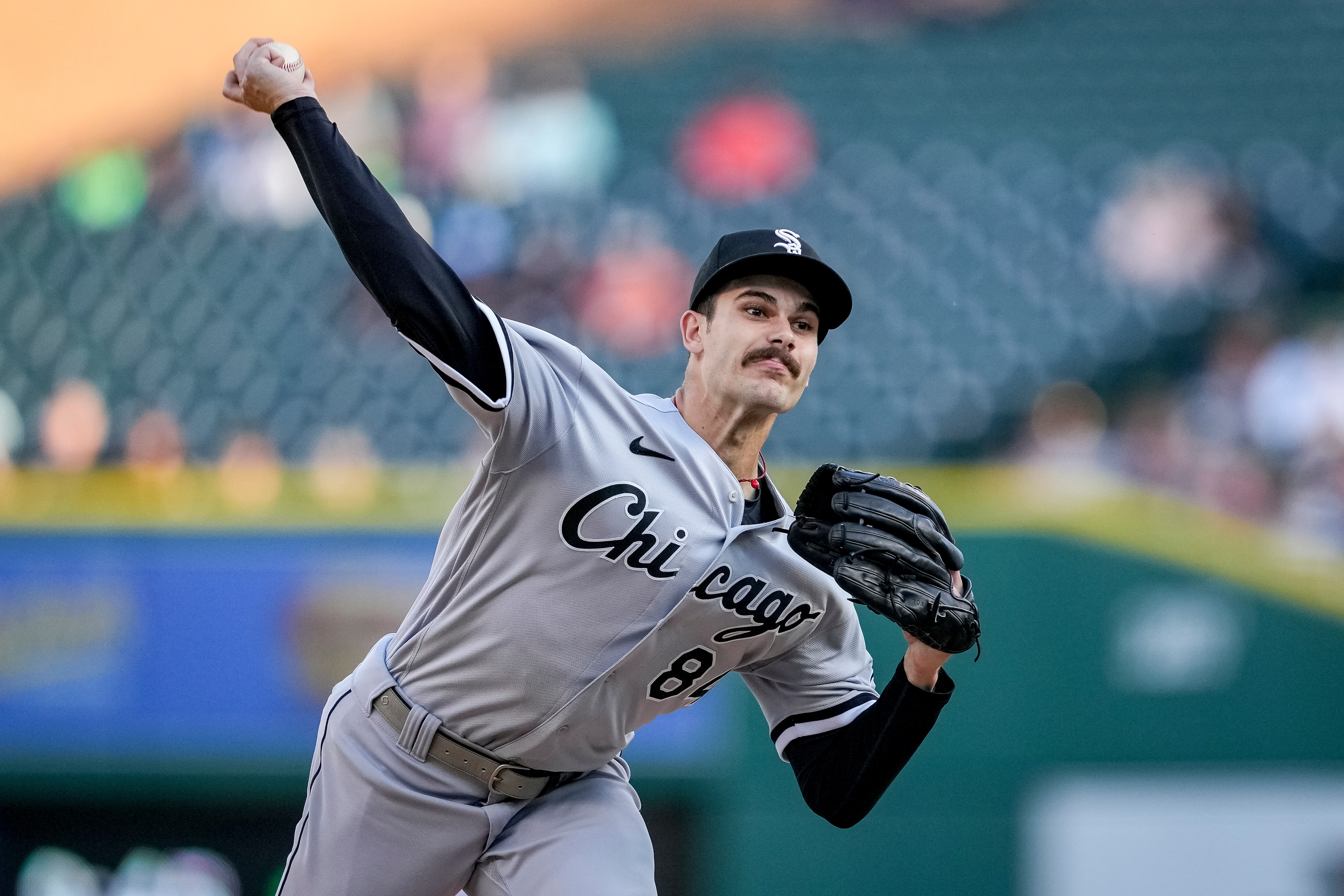 DETROIT, MICHIGAN - JUNE 14: Dylan Cease #84 of the Chicago White Sox delivers a pitch against the Detroit Tigers during the bottom of the first inning at Comerica Park on June 14, 2022 in Detroit, Michigan. (Photo by Nic Antaya/Getty Images)
