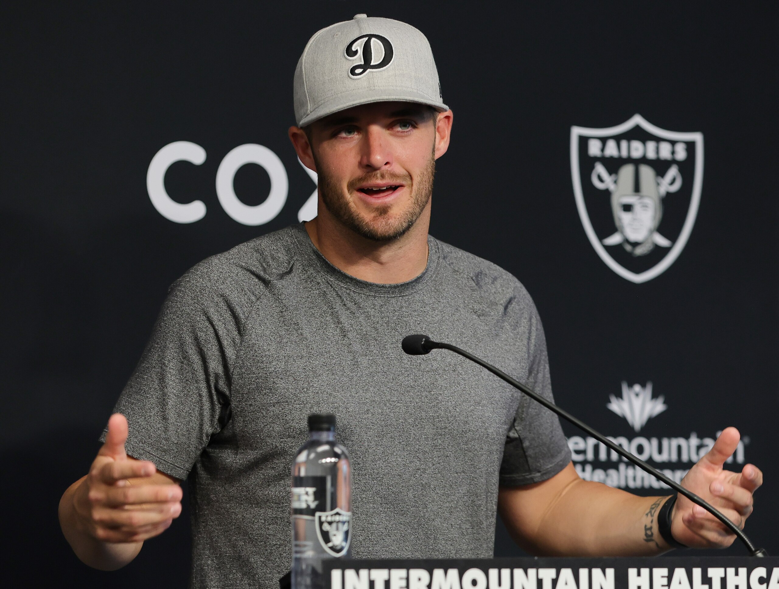 HENDERSON, NEVADA - JUNE 07: Quarterback Derek Carr #4 of the Las Vegas Raiders speaks during a news conference after the first day of mandatory minicamp at the Las Vegas Raiders Headquarters/Intermountain Healthcare Performance Center on June 07, 2022 in Henderson, Nevada. (Photo by Ethan Miller/Getty Images) HENDERSON, NEVADA - JUNE 07: Quarterback Derek Carr #4 of the Las Vegas Raiders speaks during a news conference after the first day of mandatory minicamp at the Las Vegas Raiders Headquarters/Intermountain Healthcare Performance Center on June 07, 2022 in Henderson, Nevada. (Photo by Ethan Miller/Getty Images)