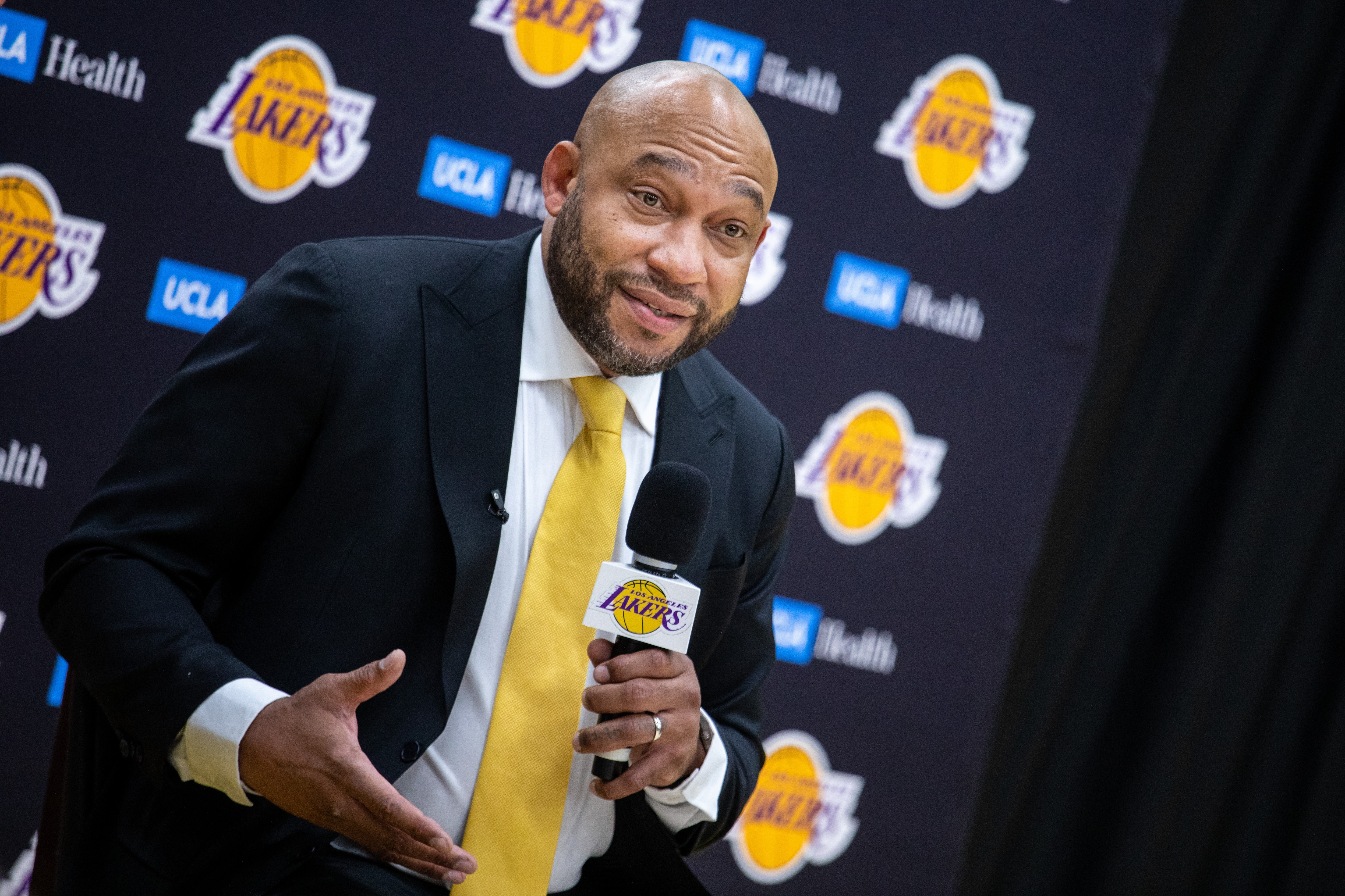 El Segundo, CA - June 06: New Los Angeles Lakers head coach Darvin Ham is introduced by Lakers general manager Rob Pelinka, at the UCLA Health Training Center, in El Segundo, CA,  Monday, June 6, 2022.  (Jay L. Clendenin / Los Angeles Times via Getty Images)