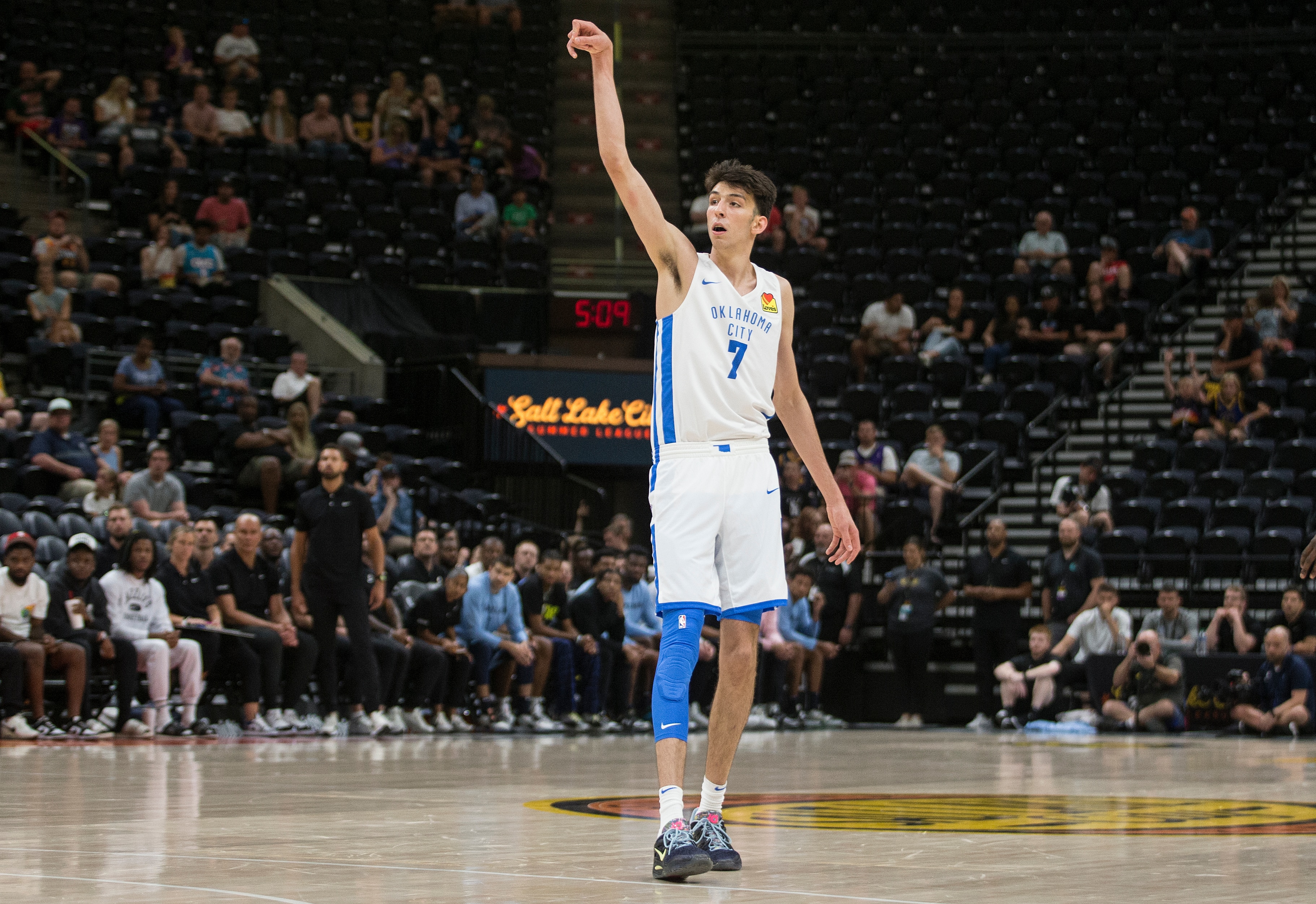 SALT LAKE CITY, UT -  JULY 6: Chet Holmgren #7 of the Oklahoma City Thunder watches a three pointer drop during the first half of their NBA Summer League game against the Memphis Grizzlies July 6, 2022 at the Vivint Smart Home Arena in Salt Lake City, Utah. NOTE TO USER: User expressly acknowledges and agrees that, by downloading and/or using this Photograph, user is consenting to the terms and conditions of the Getty Images License Agreement.(Photo by Chris Gardner/Getty Images)