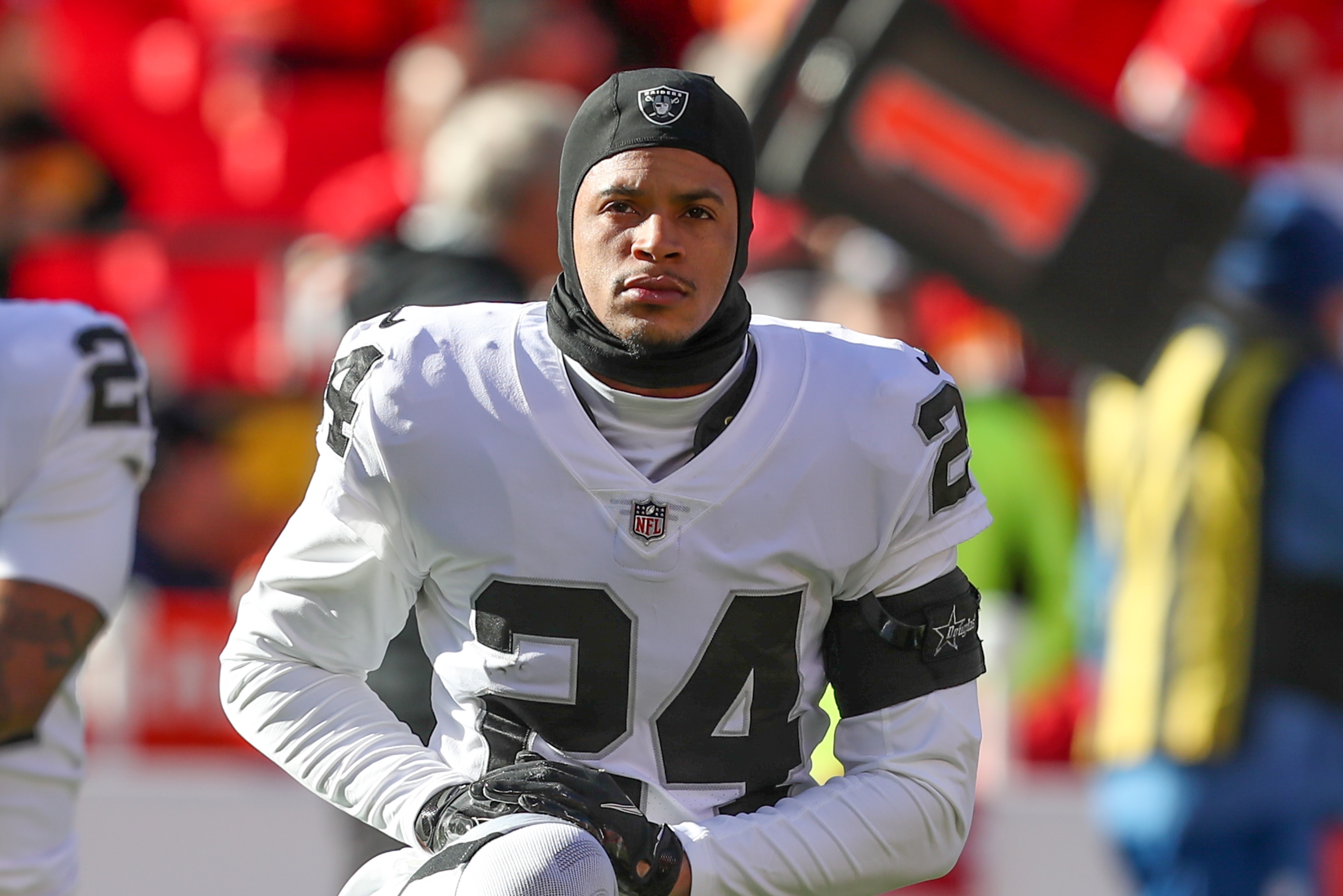 KANSAS CITY, MO - DECEMBER 12: Las Vegas Raiders safety Johnathan Abram (24) before an NFL game between the Las Vegas Raiders and Kansas City Chiefs on Dec 12, 2021 at GEHA Field at Arrowhead Stadium in Kansas City, MO. (Photo by Scott Winters/Icon Sportswire via Getty Images) KANSAS CITY, MO - DECEMBER 12: Las Vegas Raiders safety Johnathan Abram (24) before an NFL game between the Las Vegas Raiders and Kansas City Chiefs on Dec 12, 2021 at GEHA Field at Arrowhead Stadium in Kansas City, MO. (Photo by Scott Winters/Icon Sportswire via Getty Images)