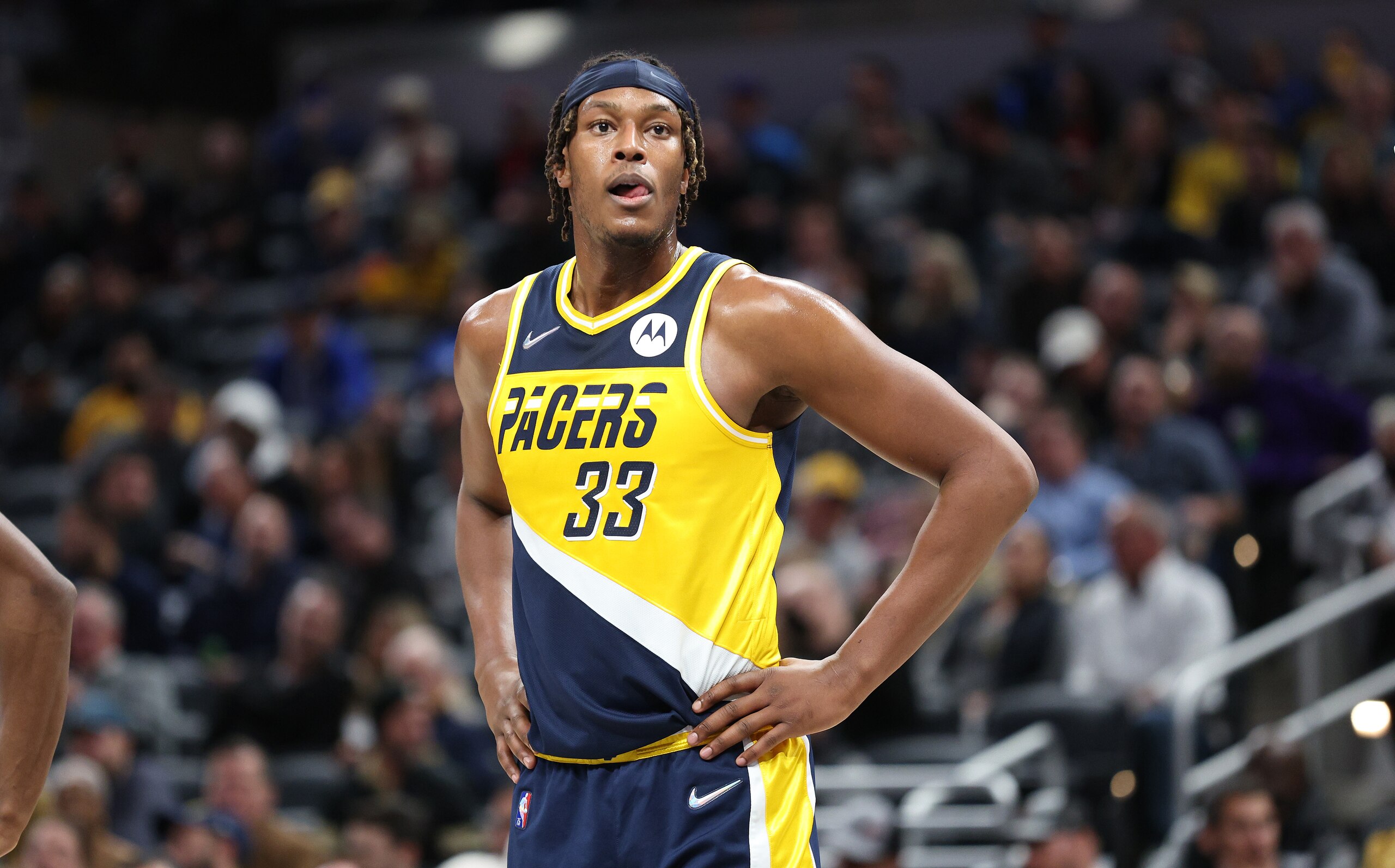 INDIANAPOLIS, INDIANA - DECEMBER 08:  Myles Turner #33 of the Indiana Pacers against the  New York Knicks at Gainbridge Fieldhouse on December 08, 2021 in Indianapolis, Indiana.     NOTE TO USER: User expressly acknowledges and agrees that, by downloading and or using this Photograph, user is consenting to the terms and conditions of the Getty Images License Agreement.  (Photo by Andy Lyons/Getty Images)