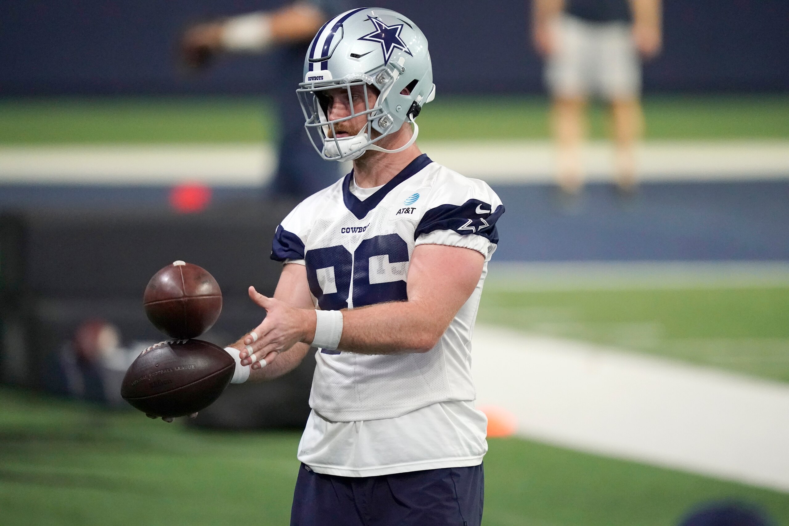 Dallas Cowboys tight end Dalton Schultz (86) works a drill during an NFL football team practice in Frisco, Texas, Thursday, June 2, 2022. (AP Photo/LM Otero)