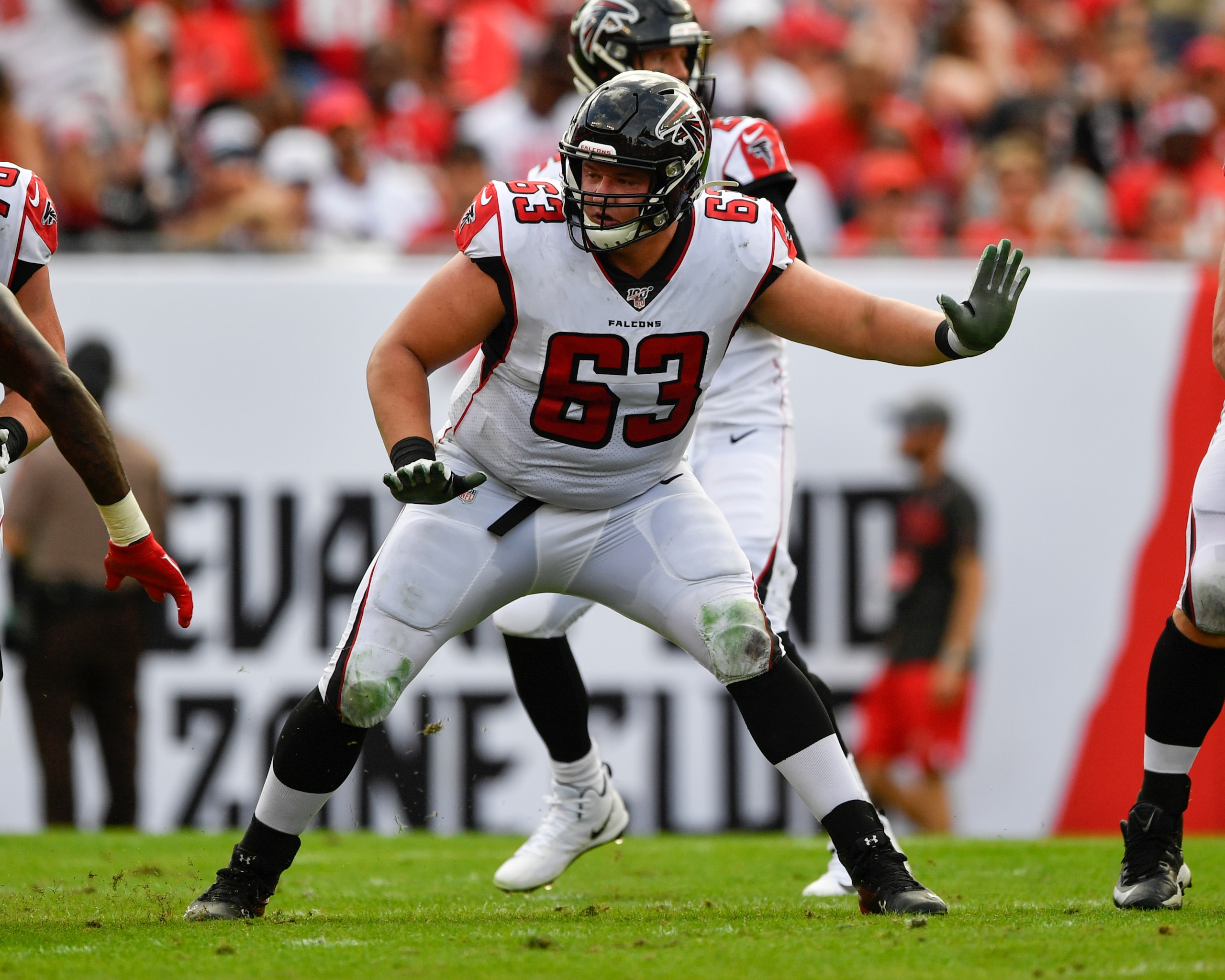 TAMPA, FL - DECEMBER 29: Atlanta Falcons Offensive Guard Chris Lindstrom (63) in pass protection during the first half of an NFL game between the Atlanta Falcons and the Tampa Bay Bucs on December 29, 2019, at Raymond James Stadium in Tampa, FL. (Photo by Roy K. Miller/Icon Sportswire via Getty Images) TAMPA, FL - DECEMBER 29: Atlanta Falcons Offensive Guard Chris Lindstrom (63) in pass protection during the first half of an NFL game between the Atlanta Falcons and the Tampa Bay Bucs on December 29, 2019, at Raymond James Stadium in Tampa, FL. (Photo by Roy K. Miller/Icon Sportswire via Getty Images)