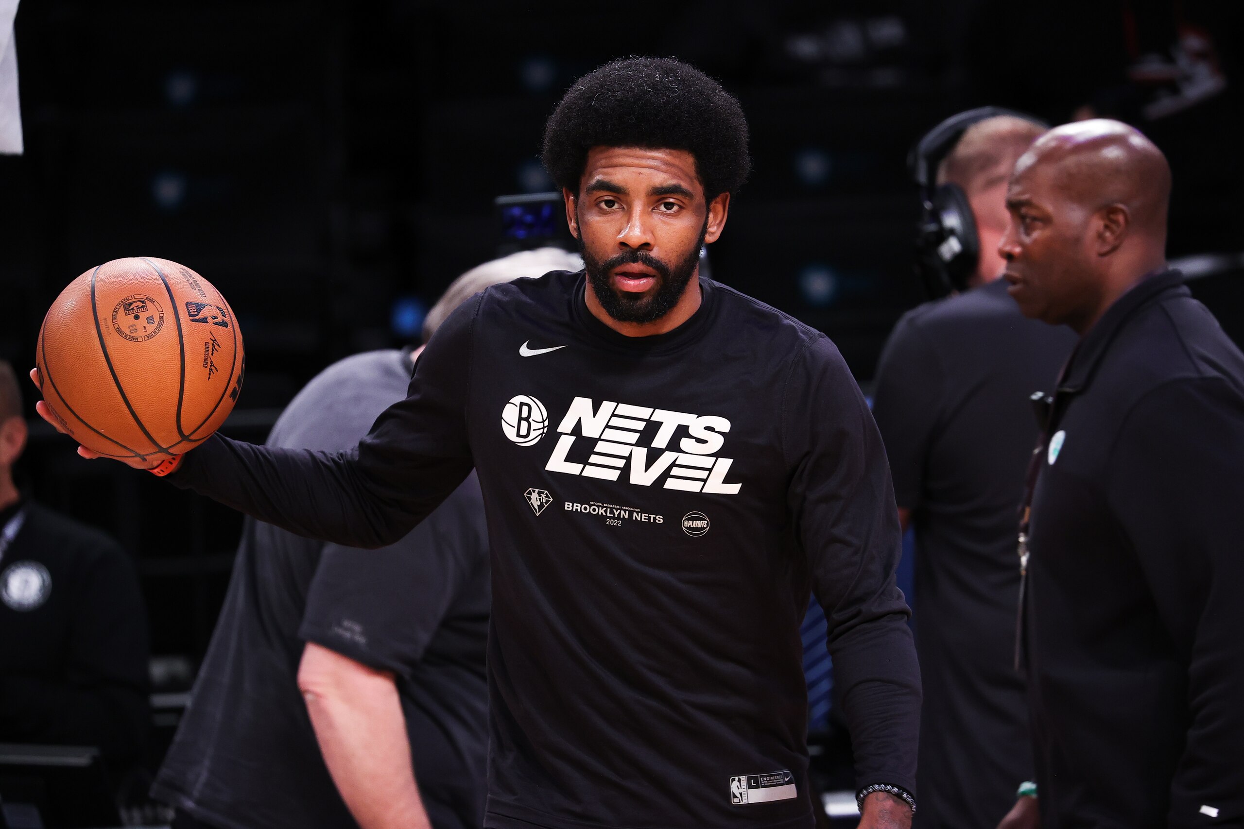 NEW YORK, NY - APRIL 25: Kyrie Irving of Brooklyn Nets warms up before NBA playoffs between Brooklyn Nets and Boston Celtics at the Barclays Center in Brooklyn of New York City, United States on April 25, 2022. (Photo by Tayfun Coskun/Anadolu Agency via Getty Images) NEW YORK, NY - APRIL 25: Kyrie Irving of Brooklyn Nets warms up before NBA playoffs between Brooklyn Nets and Boston Celtics at the Barclays Center in Brooklyn of New York City, United States on April 25, 2022. (Photo by Tayfun Coskun/Anadolu Agency via Getty Images)