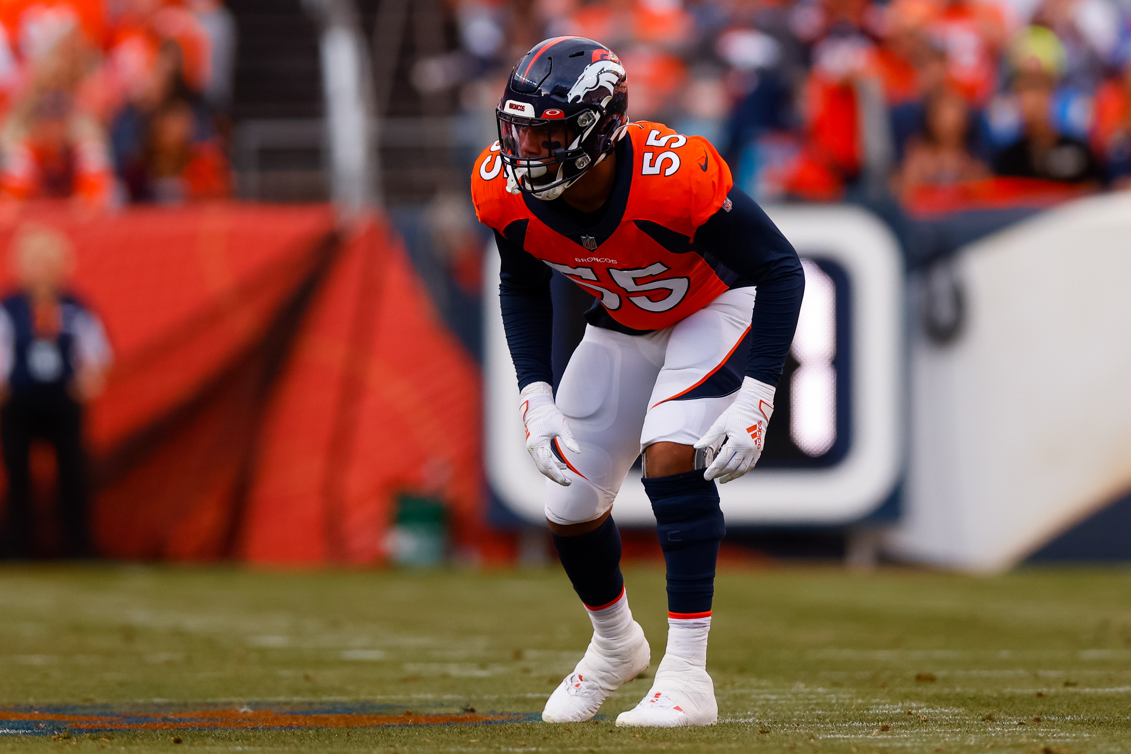 DENVER, CO - NOVEMBER 28:  Outside linebacker Bradley Chubb #55 of the Denver Broncos defends on the field during the first half against the Los Angeles Chargers at Empower Field at Mile High on November 28, 2021 in Denver, Colorado. (Photo by Justin Edmonds/Getty Images)