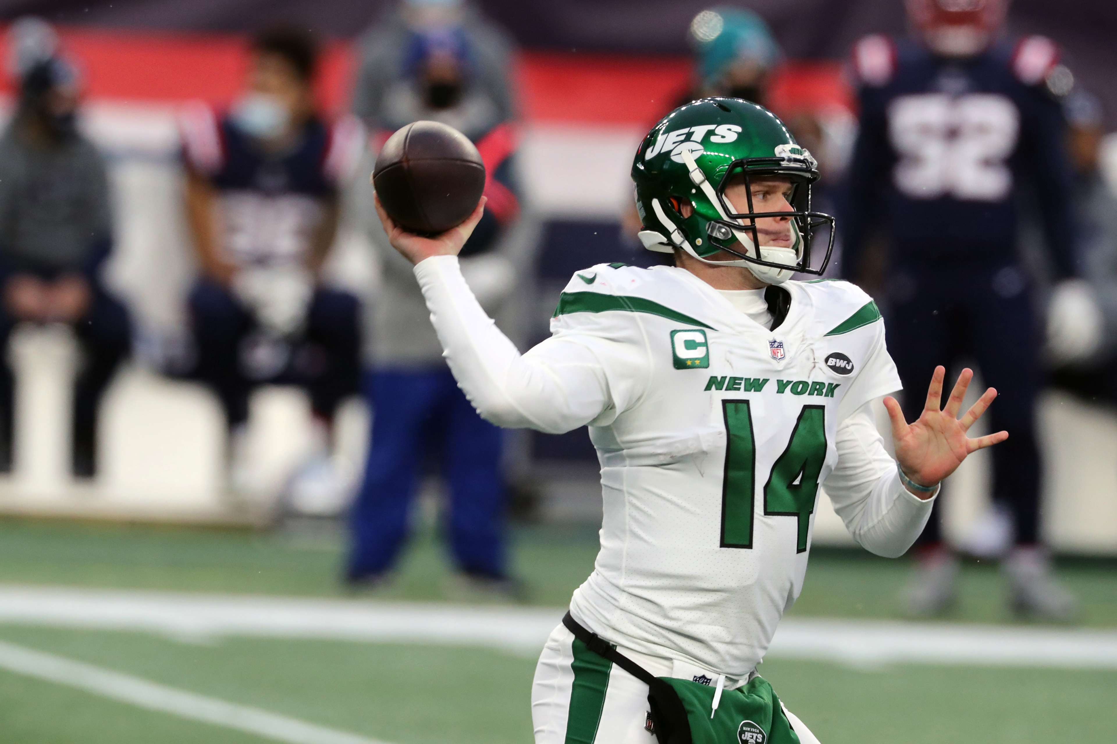 FOXBOROUGH, MA - JANUARY 03: Sam Darnold #14 of the New York Jets passes the ball against the New England Patriots at Gillette Stadium on January 3, 2021 in Foxborough, Massachusetts. (Photo by Al Pereira/Getty Images)