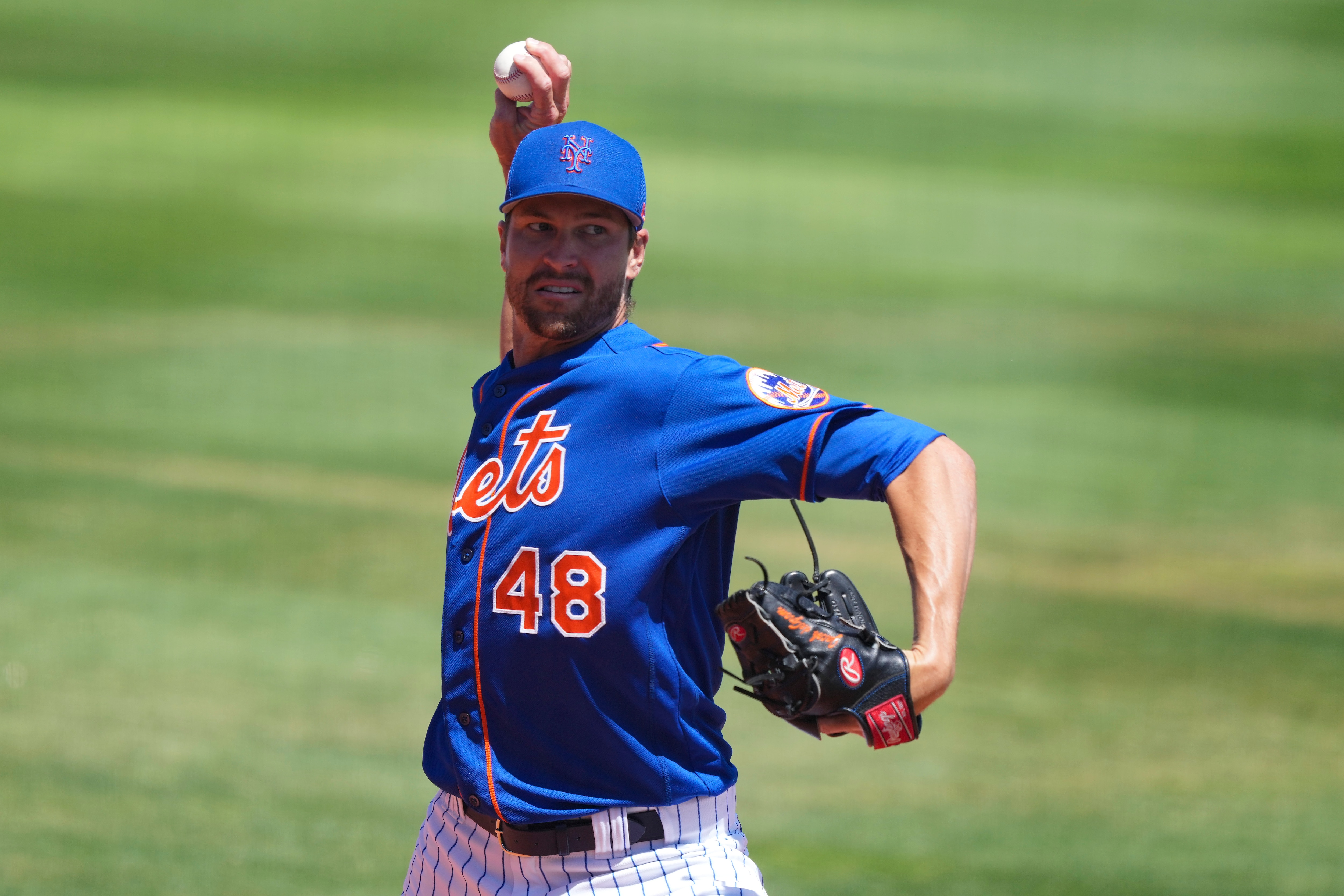 PORT ST. LUCIE, FLORIDA - MARCH 27: Jacob deGrom #48 of the New York Mets warms up before the start of the Spring Training game against the St. Louis Cardinals at Clover Park on March 27, 2022 in Port St. Lucie, Florida. (Photo by Eric Espada/Getty Images) PORT ST. LUCIE, FLORIDA - MARCH 27: Jacob deGrom #48 of the New York Mets warms up before the start of the Spring Training game against the St. Louis Cardinals at Clover Park on March 27, 2022 in Port St. Lucie, Florida. (Photo by Eric Espada/Getty Images)