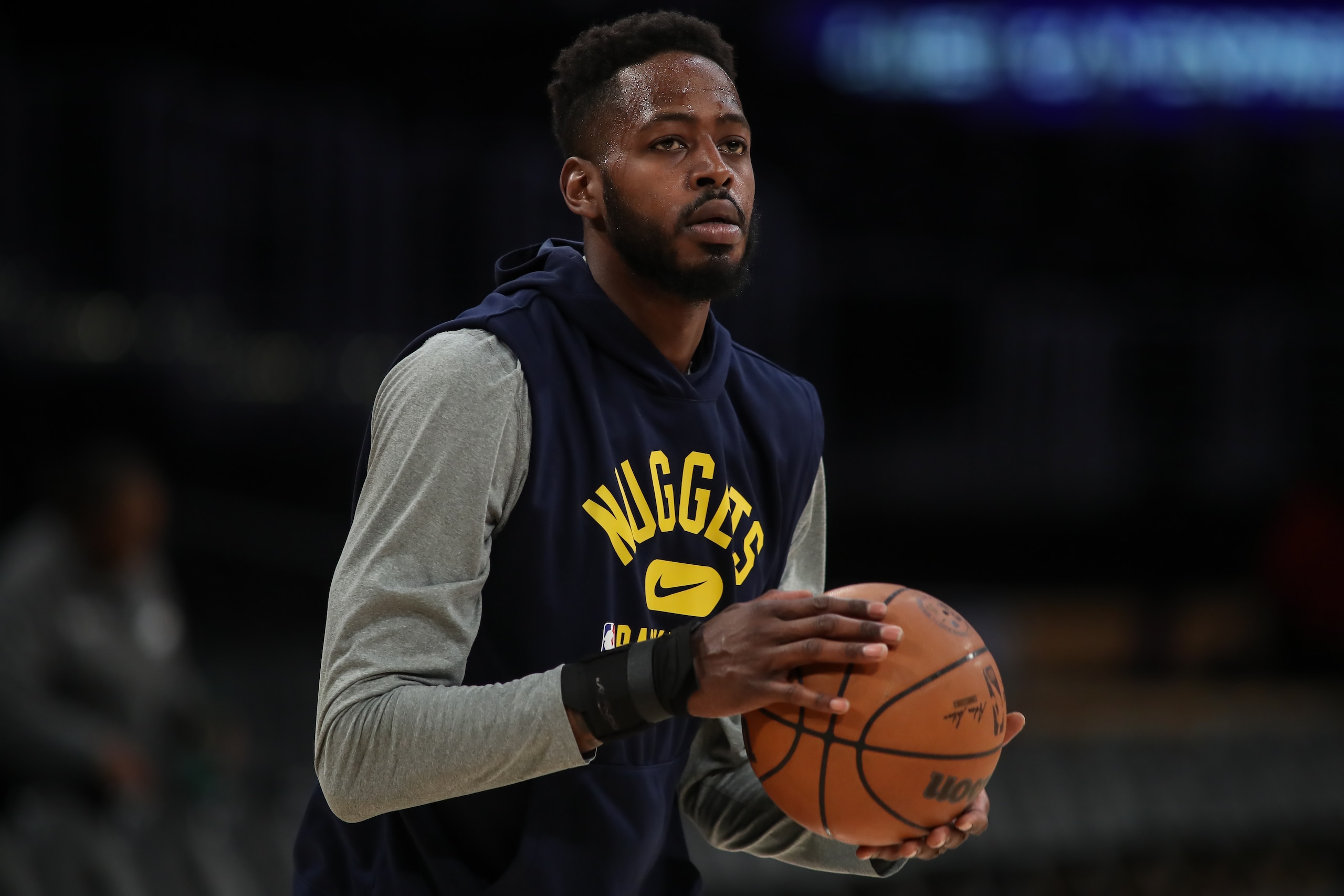 LOS ANGELES, CA - APRIL 03: Denver Nuggets forward JaMychal Green (0) before the Denver Nuggets vs Los Angeles Lakers game on April 03, 2022, at Crypto.com Arena in Los Angeles, CA. (Photo by Jevone Moore/Icon Sportswire via Getty Images)