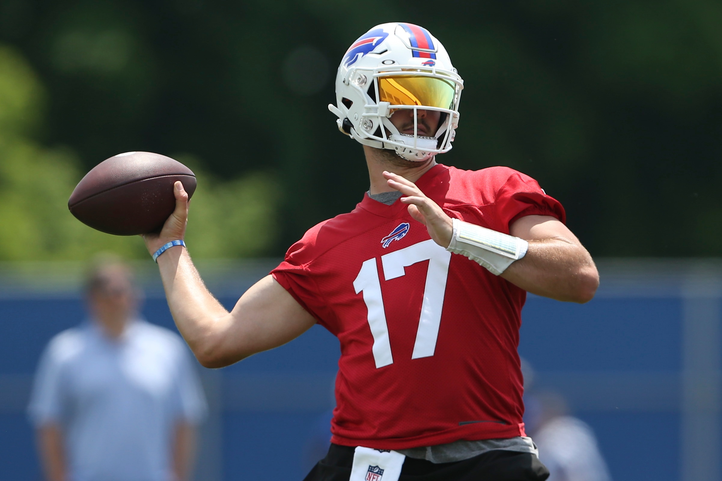 ORCHARD PARK, NEW YORK - JUNE 15: Josh Allen #17 of the Buffalo Bills throws a pass during Bills mini camp on June 15, 2022 in Orchard Park, New York. (Photo by Joshua Bessex/Getty Images)