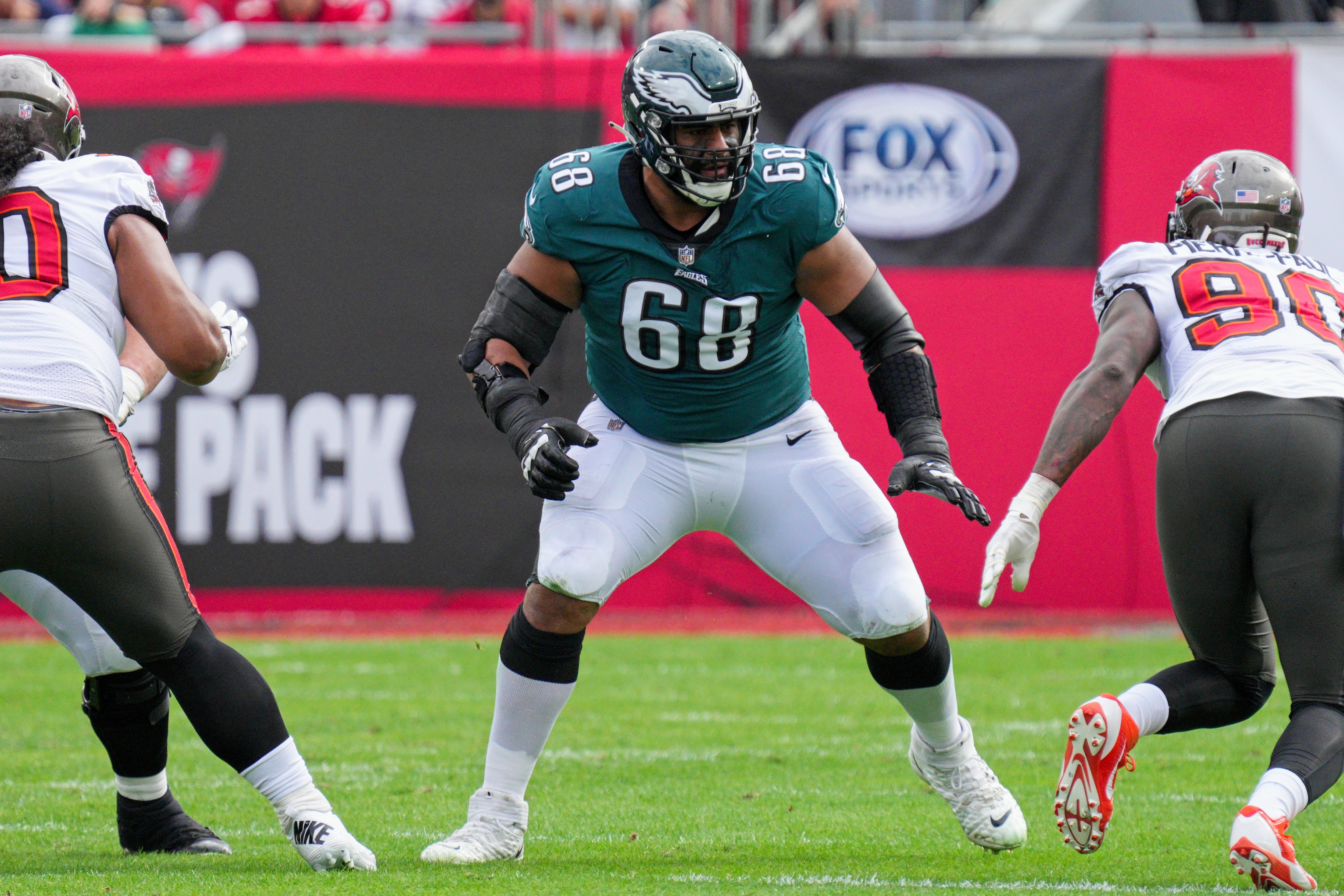 TAMPA, FL - JANUARY 16: Philadelphia Eagles offensive tackle Jordan Mailata (68) sets up to block during the game between the Philadelphia Eagles and the Tampa Bay Buccaneers on January 16, 2022 at  Raymond James Stadium in Tampa, FL. (Photo by Andy Lewis/Icon Sportswire via Getty Images)