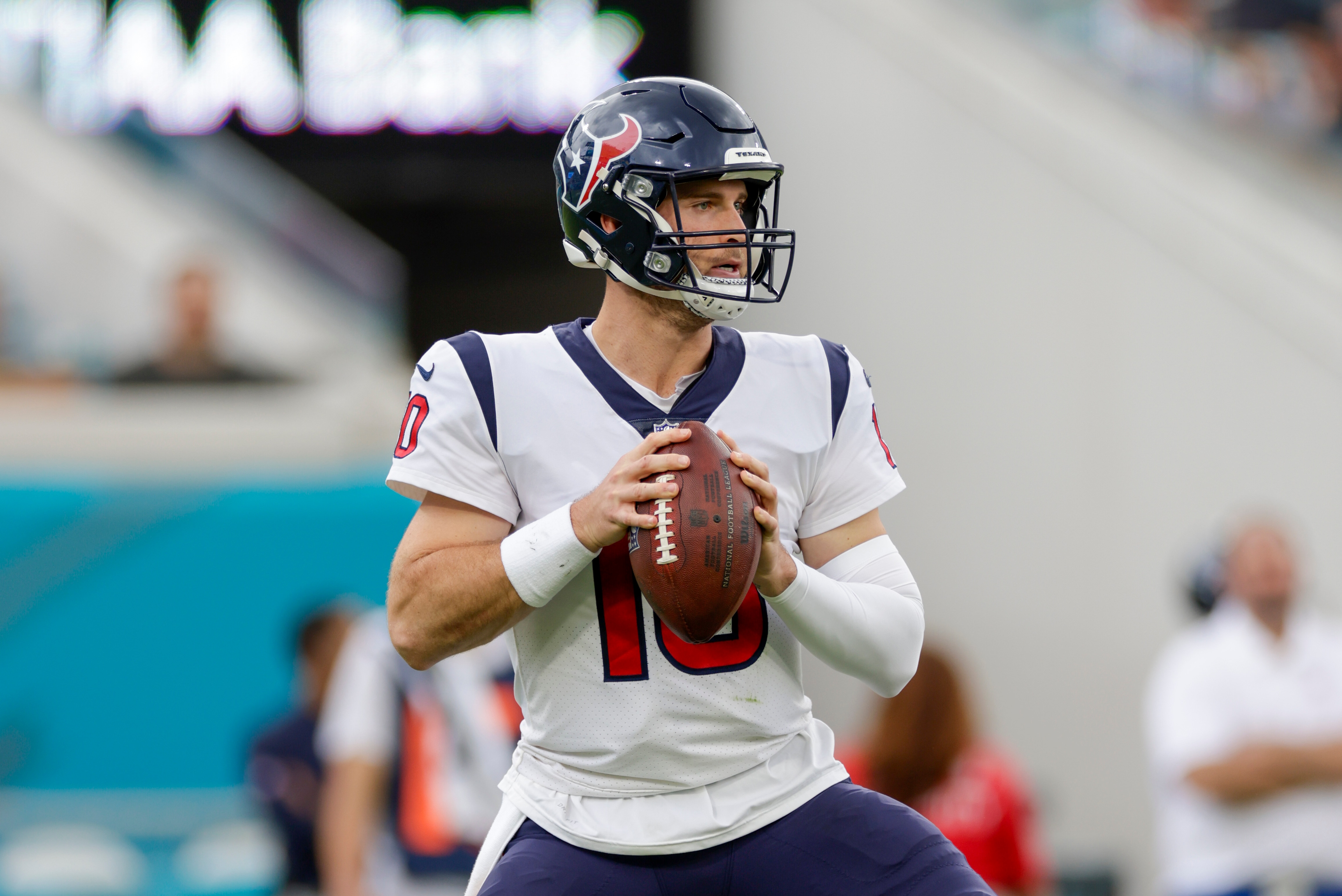 JACKSONVILLE, FL - DECEMBER 19: Houston Texans quarterback Davis Mills (10) during the game between the Houston Texans and the Jacksonville Jaguars on December 19, 2021 at TIAA Bank Field in Jacksonville, Fl. (Photo by David Rosenblum/Icon Sportswire via Getty Images)