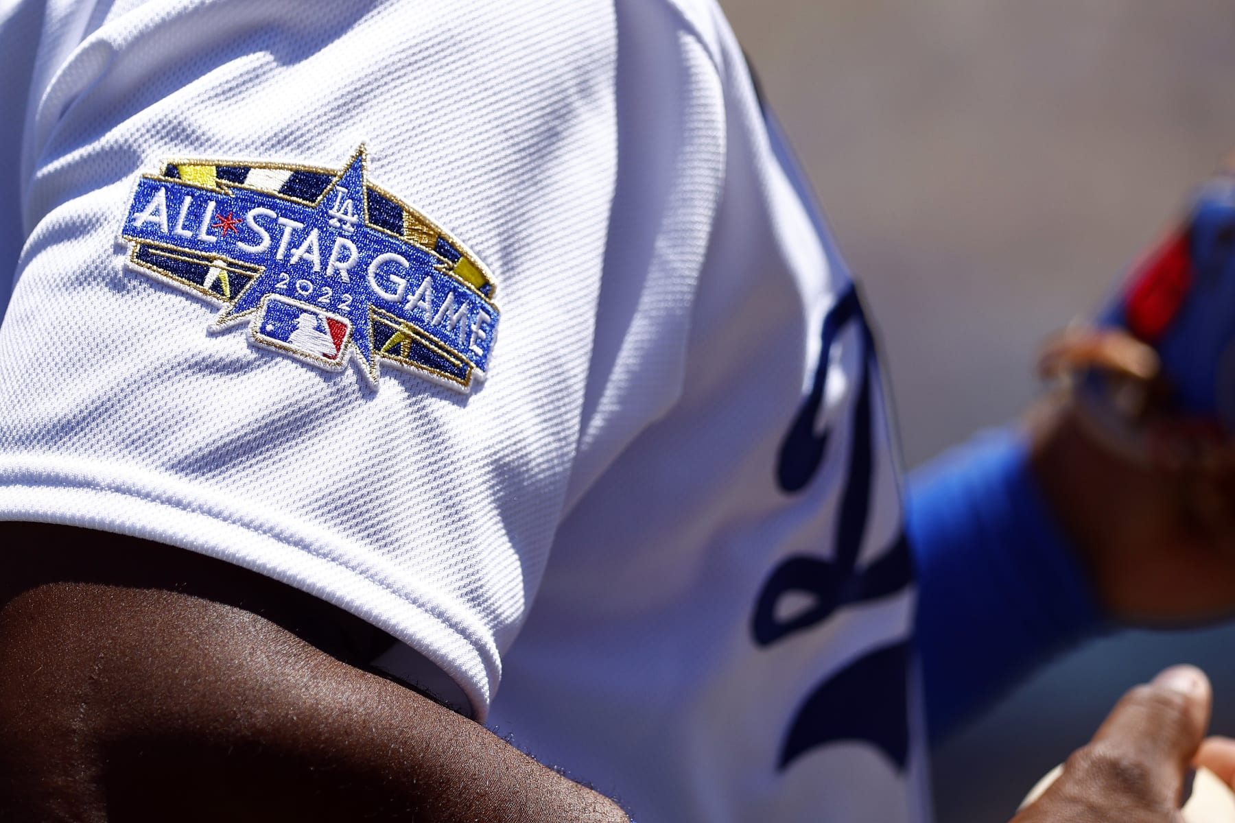 LOS ANGELES, CALIFORNIA - JULY 10:  The MLB All-Star game logo is worn by Hanser Alberto #17 of the Los Angeles Dodgers before a game against the Chicago Cubs at Dodger Stadium on July 10, 2022 in Los Angeles, California. (Photo by Ronald Martinez/Getty Images)