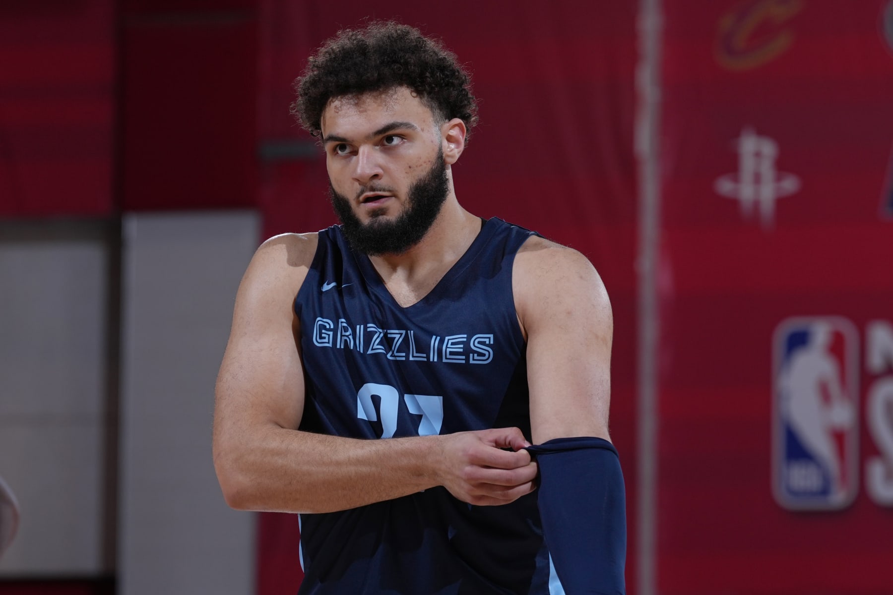 LAS VEGAS, NV - JULY 12: David Roddy #27 of the Memphis Grizzlies looks on during the game against the Brooklyn Nets during the 2022 Las Vegas Summer League on July 12, 2022 at the Cox Pavilion in Las Vegas, Nevada NOTE TO USER: User expressly acknowledges and agrees that, by downloading and/or using this Photograph, user is consenting to the terms and conditions of the Getty Images License Agreement. Mandatory Copyright Notice: Copyright 2022 NBAE (Photo by Jeff Bottari/NBAE via Getty Images)