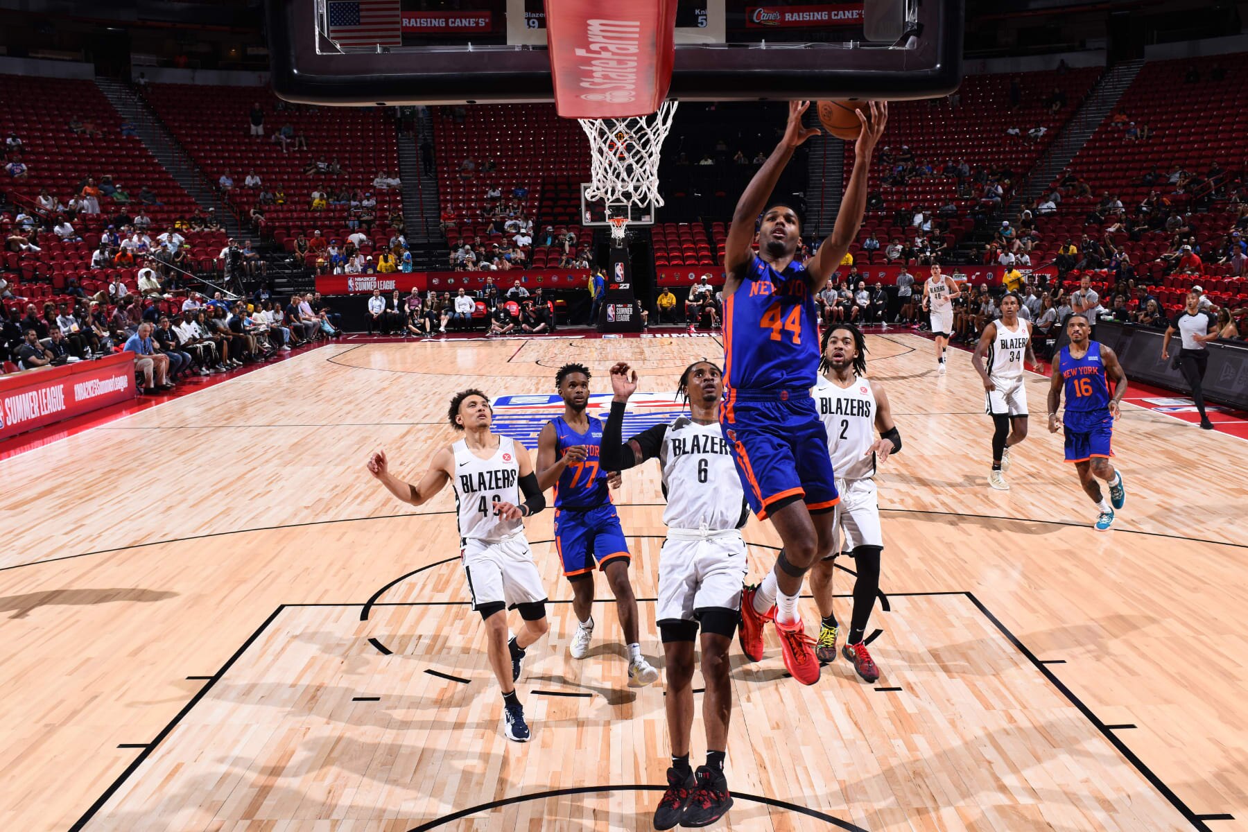 LAS VEGAS, NV - JULY 11: Feron Hunt #44 of New York Knicks drives to the basket during the game against the Portland Trail Blazers  during the 2022 Las Vegas Summer League on July 11, 2022 at the Thomas & Mack Center in Las Vegas, Nevada NOTE TO USER: User expressly acknowledges and agrees that, by downloading and/or using this Photograph, user is consenting to the terms and conditions of the Getty Images License Agreement. Mandatory Copyright Notice: Copyright 2022 NBAE (Photo by Garrett Ellwood/NBAE via Getty Images)