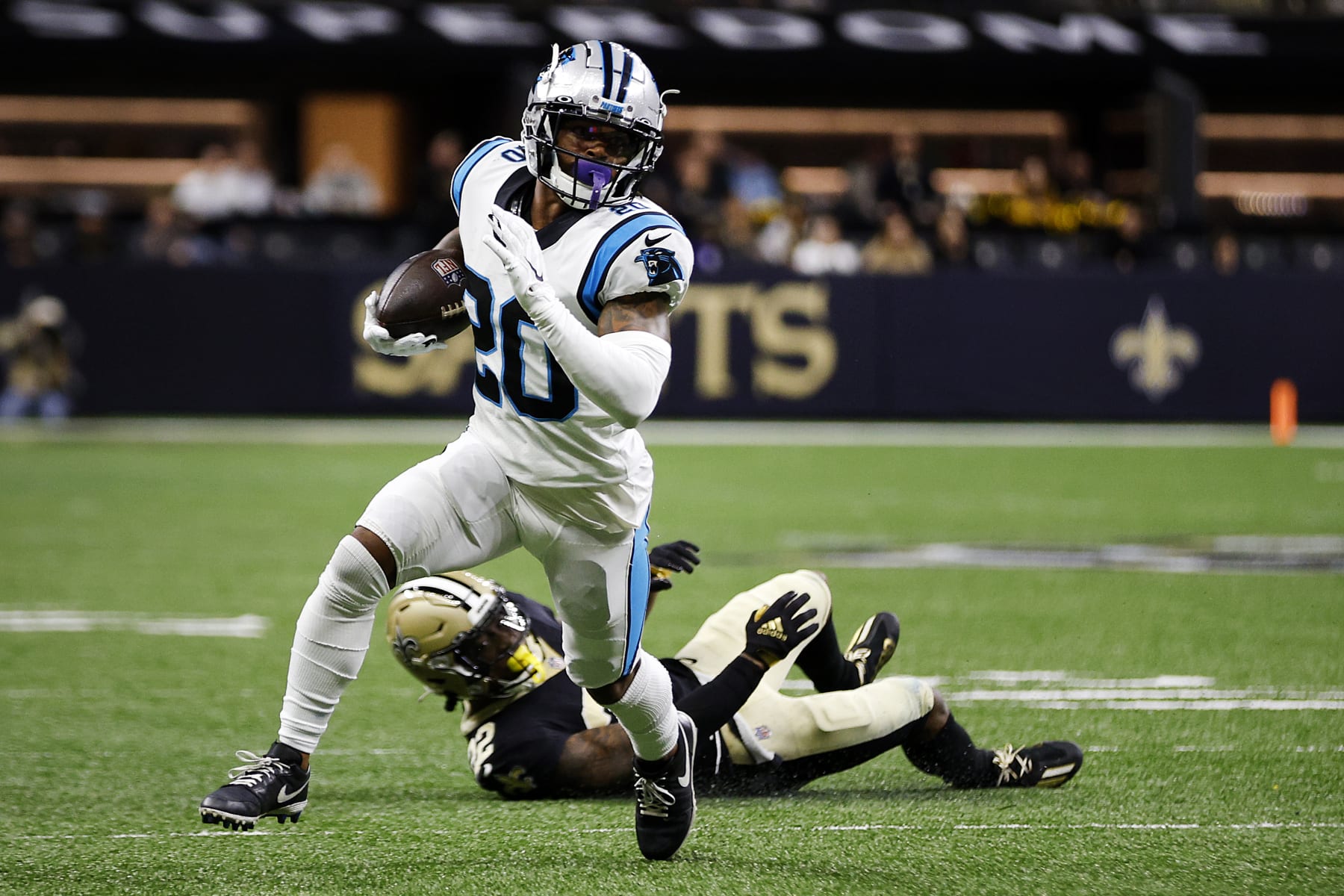 NEW ORLEANS, LOUISIANA - JANUARY 02: Ameer Abdullah #20 of the Carolina Panthers runs with the ball in the first quarter of the game against the New Orleans Saintsat Caesars Superdome on January 02, 2022 in New Orleans, Louisiana. (Photo by Chris Graythen/Getty Images)