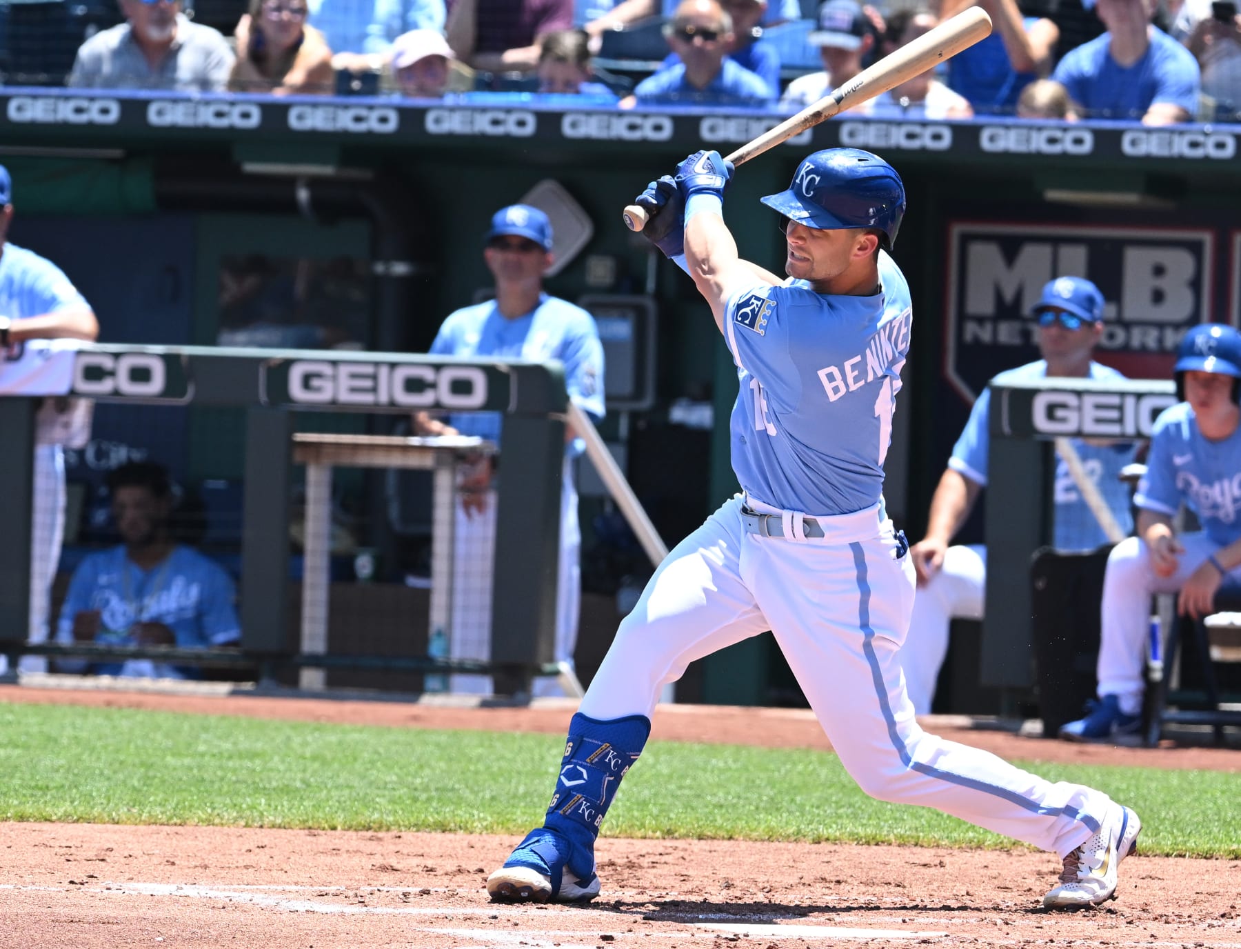 KANSAS CITY, MO - JULY  13: Kansas City Royals left fielder Andrew Benintendi (16) singles during a MLB game between the Detroit Tigers and the Kansas City Royals on July 13, 2022, at Kauffman Stadium, Kansas City, MO. Photo by Keith Gillett/Icon Sportswire via Getty Images),