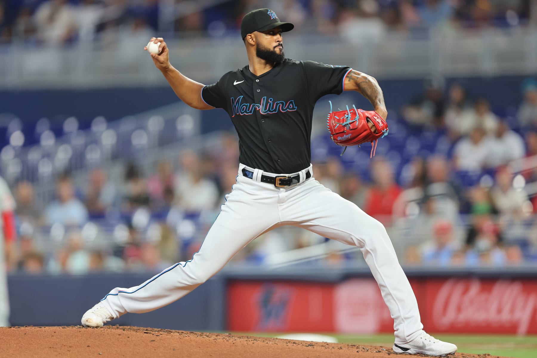 MIAMI, FLORIDA - JULY 15: Sandy Alcantara #22 of the Miami Marlins delivers a pitch during the second inning against the Philadelphia Phillies at loanDepot park on July 15, 2022 in Miami, Florida. (Photo by Michael Reaves/Getty Images)