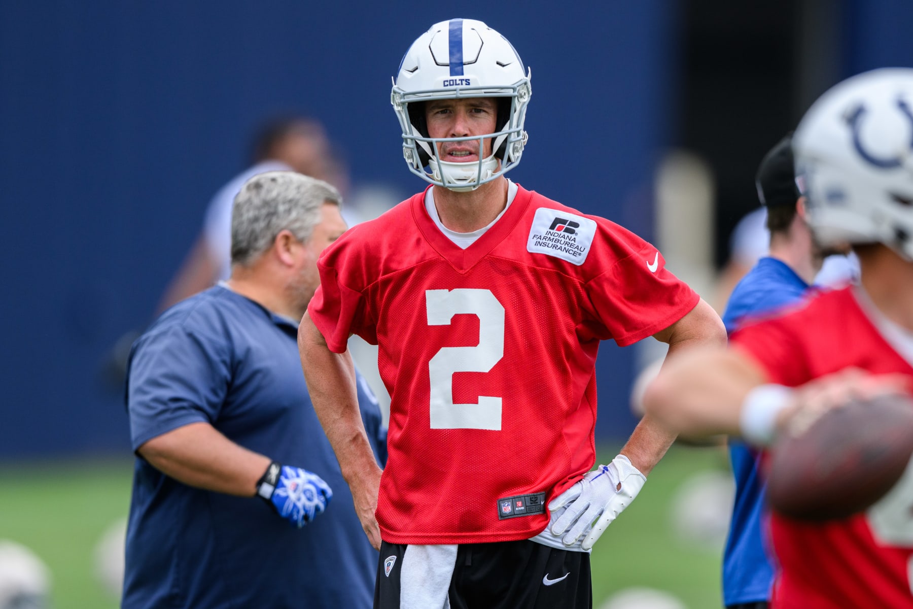 INDIANAPOLIS, IN - JUNE 08: Indianapolis Colts quarterback Matt Ryan (2) runs through a drill during the Indianapolis Colts OTA offseason workouts on June 8, 2022 at the Indiana Farm Bureau Football Center in Indianapolis, IN. (Photo by Zach Bolinger/Icon Sportswire via Getty Images)