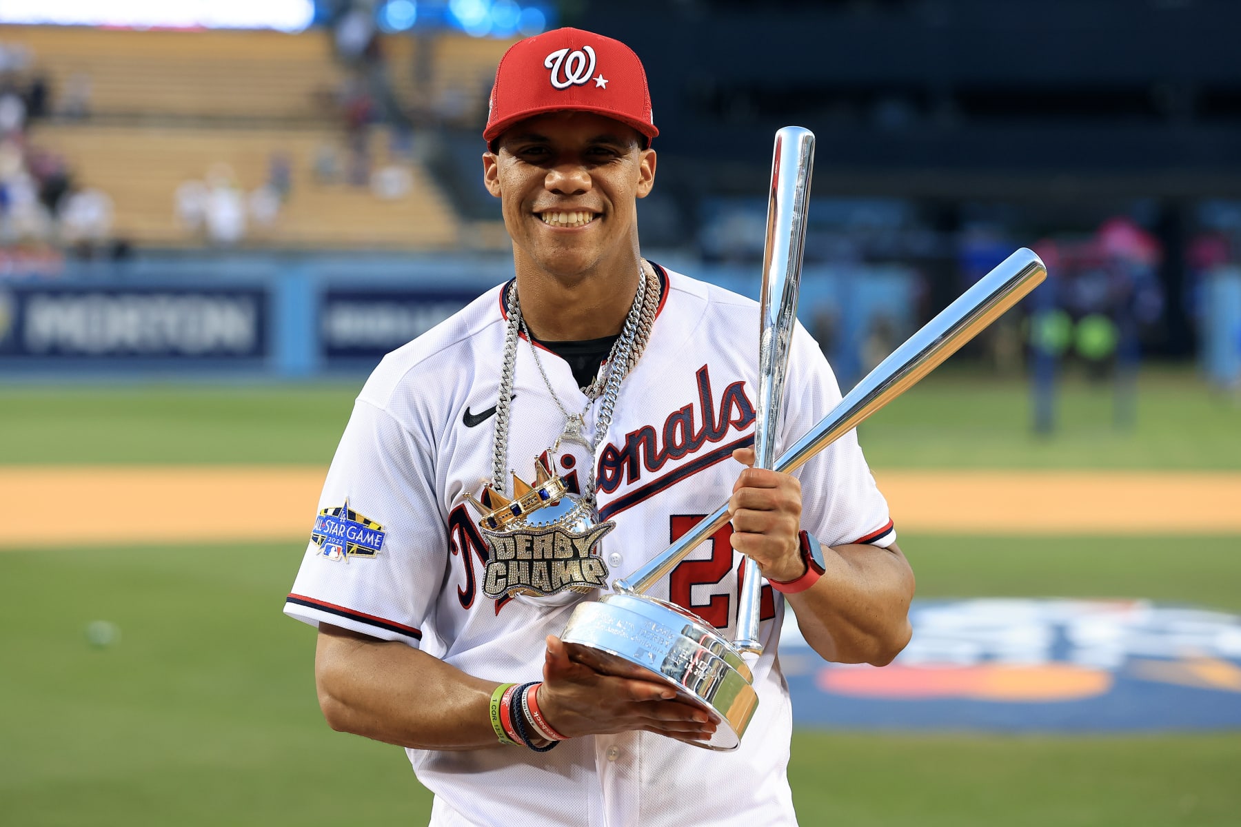 LOS ANGELES, CALIFORNIA - JULY 18: National League All-Star Juan Soto #22 of the Washington Nationals poses with the 2022 T-Mobile Home Run Derby trophy after winning the event at Dodger Stadium on July 18, 2022 in Los Angeles, California. (Photo by Sean M. Haffey/Getty Images)