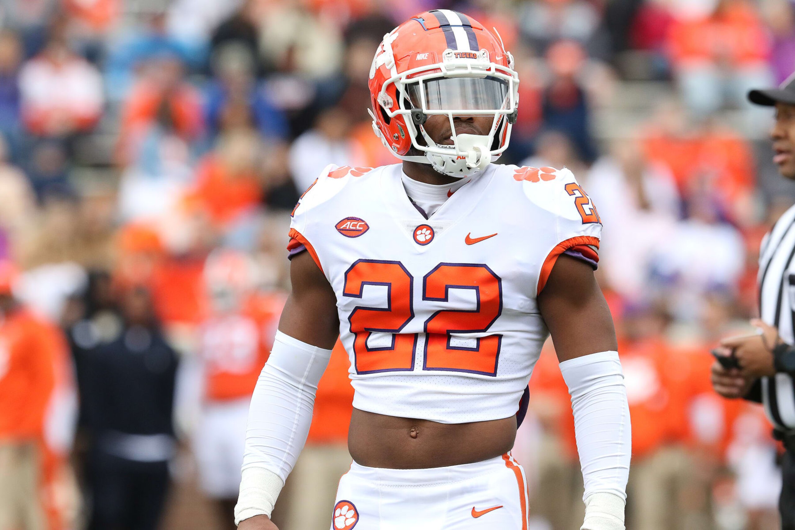 CLEMSON, SC - APRIL 09: Clemson  linebacker Trenton Simpson (22) during the annual Clemson Orange and White Spring football game on April 9, 2022 at Clemson Memorial Stadium in Clemson, S.C. (Photo by John Byrum/Icon Sportswire via Getty Images)
