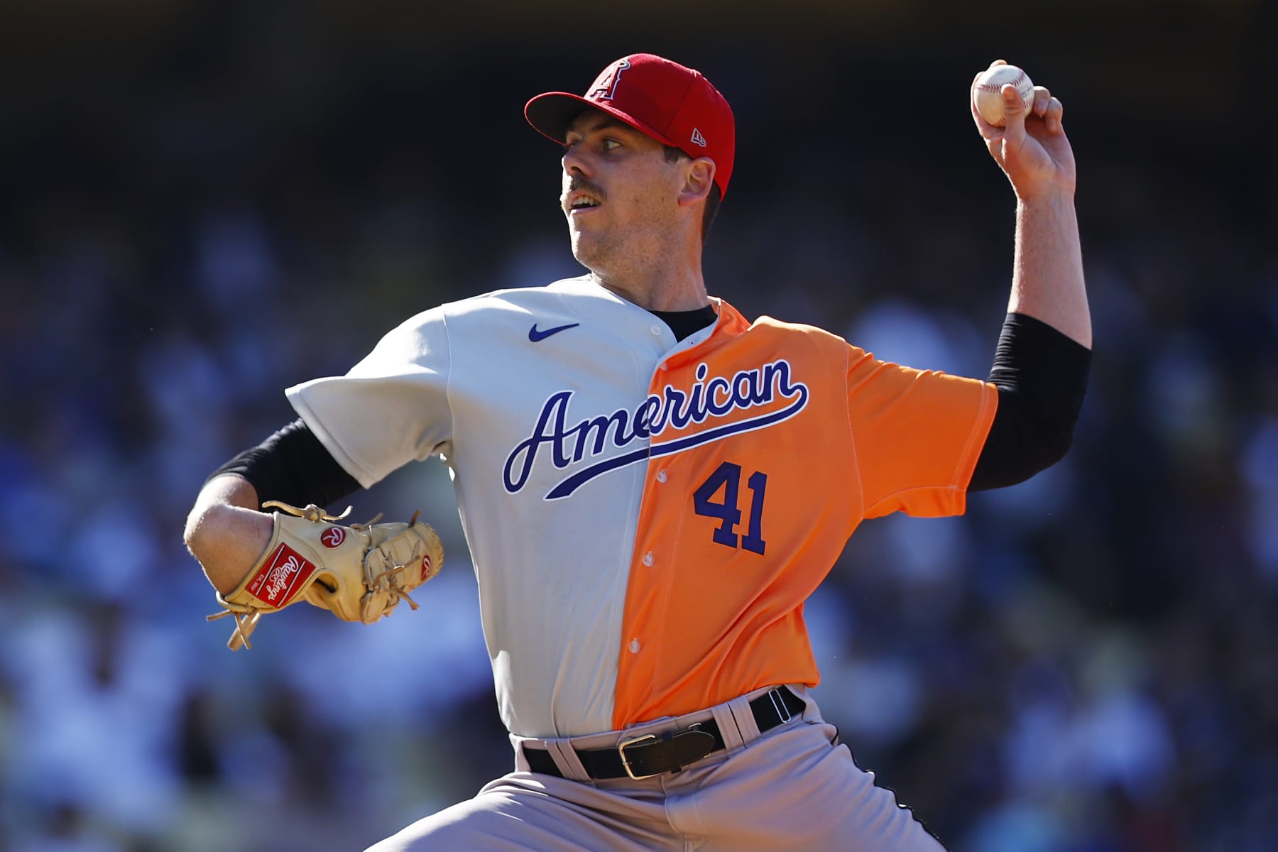 LOS ANGELES, CALIFORNIA - JULY 16: Ky Bush #41 of the American League pitches during the SiriusXM All-Star Futures Game against the National League at Dodger Stadium on July 16, 2022 in Los Angeles, California. (Photo by Ronald Martinez/Getty Images)