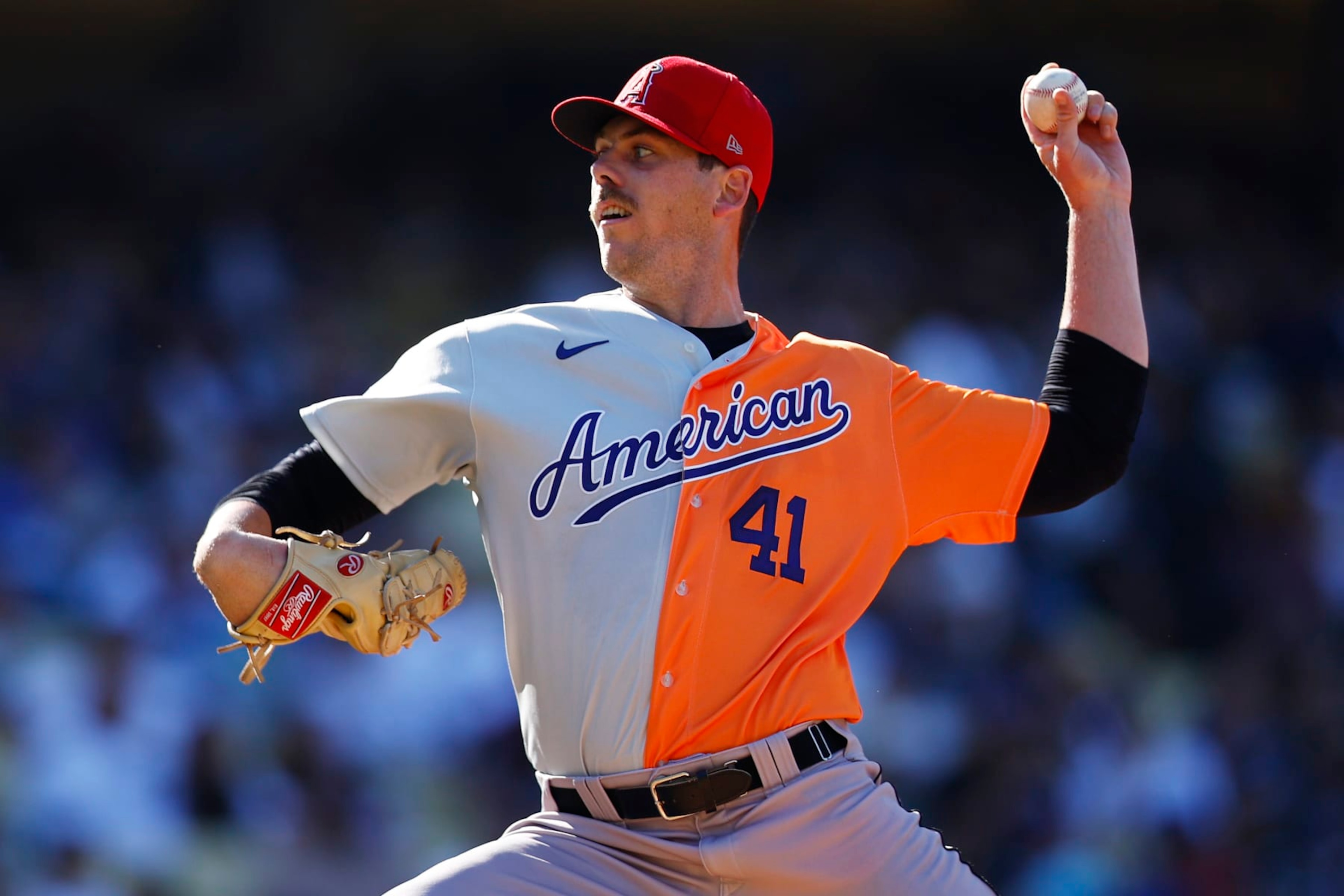 LOS ANGELES, CALIFORNIA - JULY 16: Ky Bush #41 of the American League pitches during the SiriusXM All-Star Futures Game against the National League at Dodger Stadium on July 16, 2022 in Los Angeles, California. (Photo by Ronald Martinez/Getty Images)