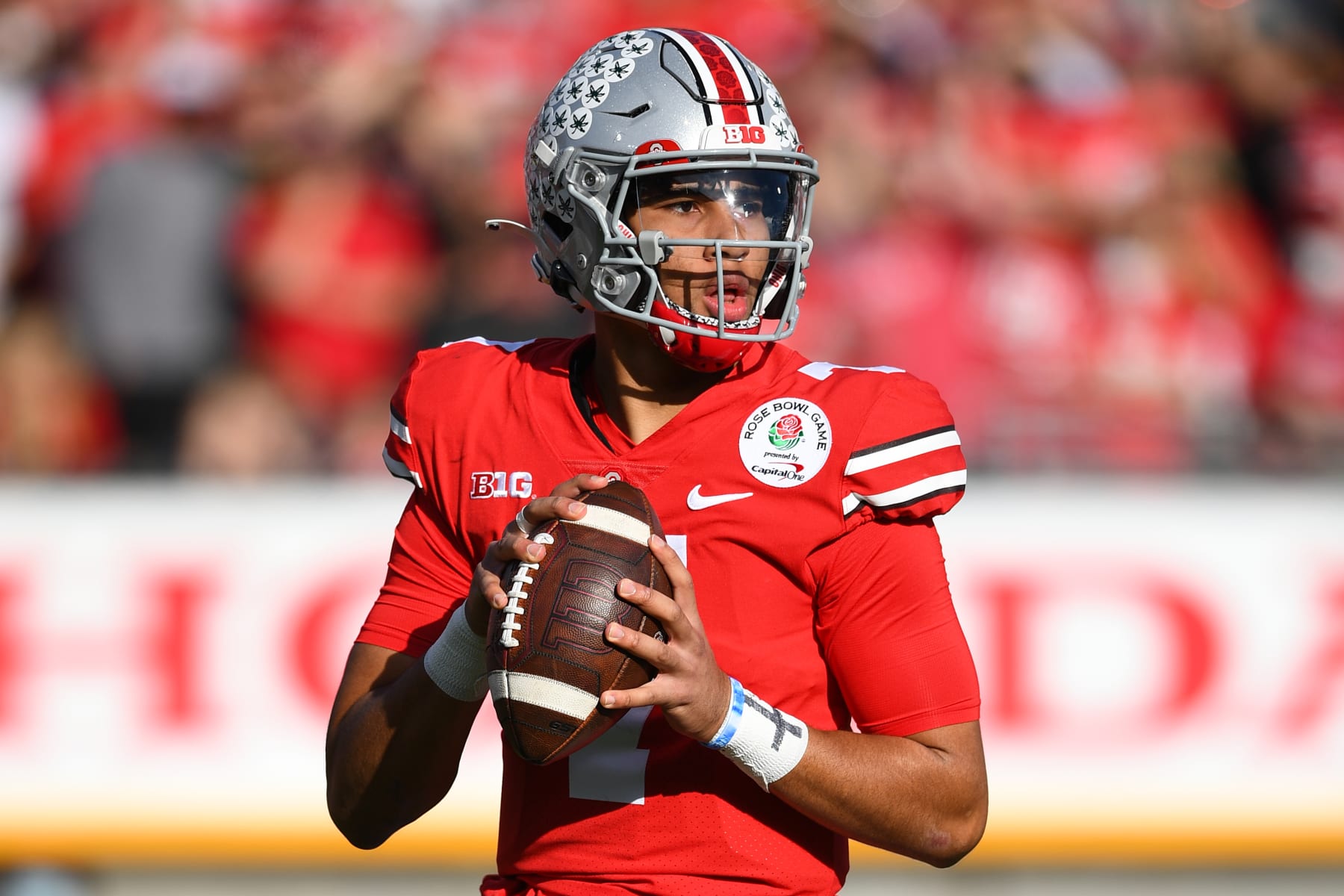 PASADENA, CA - JANUARY 01: Ohio State Buckeyes quarterback C.J. Stroud (7) drops back to pass during the Rose Bowl game between the Ohio State Buckeyes and the Utah Utes on January 1, 2022 at the Rose Bowl in Pasadena, CA. (Photo by Brian Rothmuller/Icon Sportswire via Getty Images)