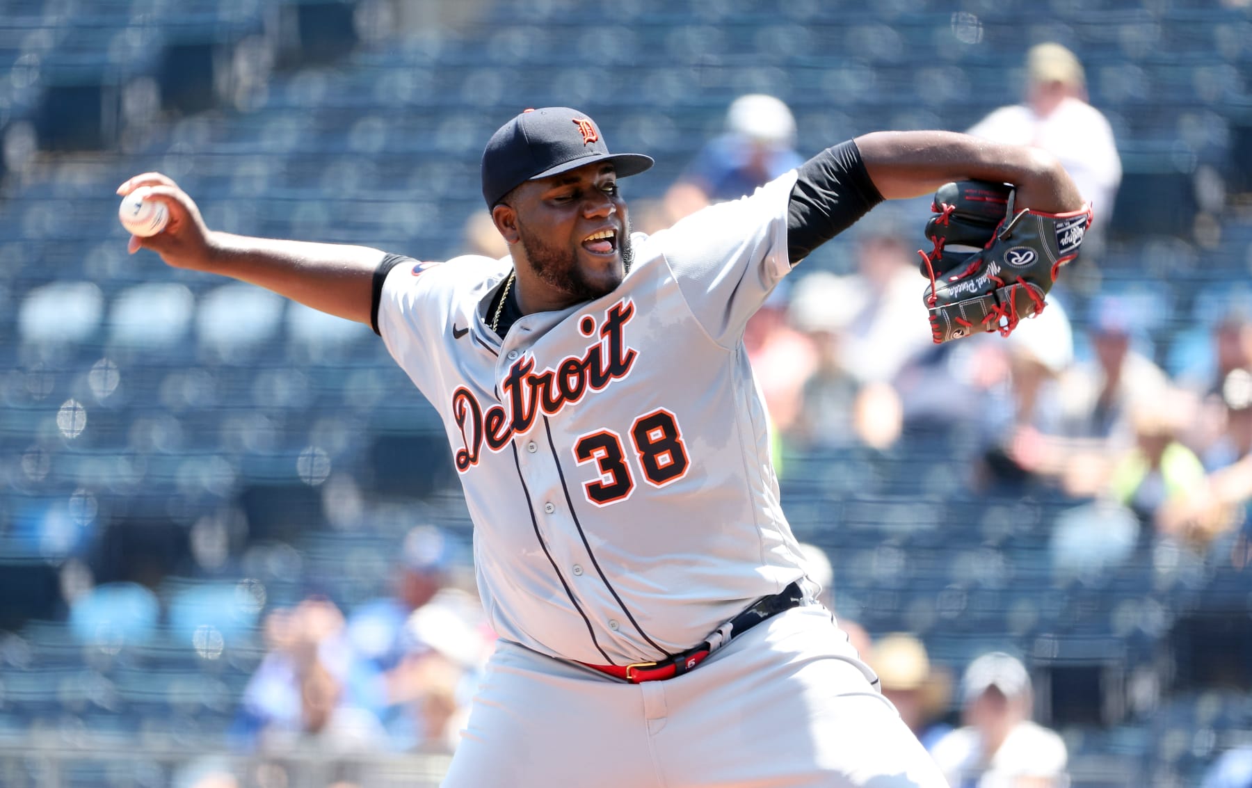 KANSAS CITY, MISSOURI - JULY 11:  Starting pitcher Michael Pineda #38 of the Detroit Tigers pitches during the 1st inning of game one of a doubleheader against the Kansas City Royals at Kauffman Stadium on July 11, 2022 in Kansas City, Missouri. (Photo by Jamie Squire/Getty Images)