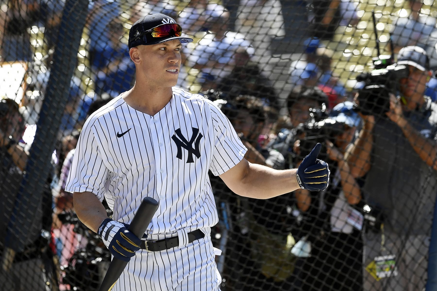 LOS ANGELES, CALIFORNIA - JULY 18: American League All-Star Aaron Judge #99 of the New York Yankees takes batting practice during the 2022 Gatorade All-Star Workout Day at Dodger Stadium on July 18, 2022 in Los Angeles, California. (Photo by Kevork Djansezian/Getty Images)