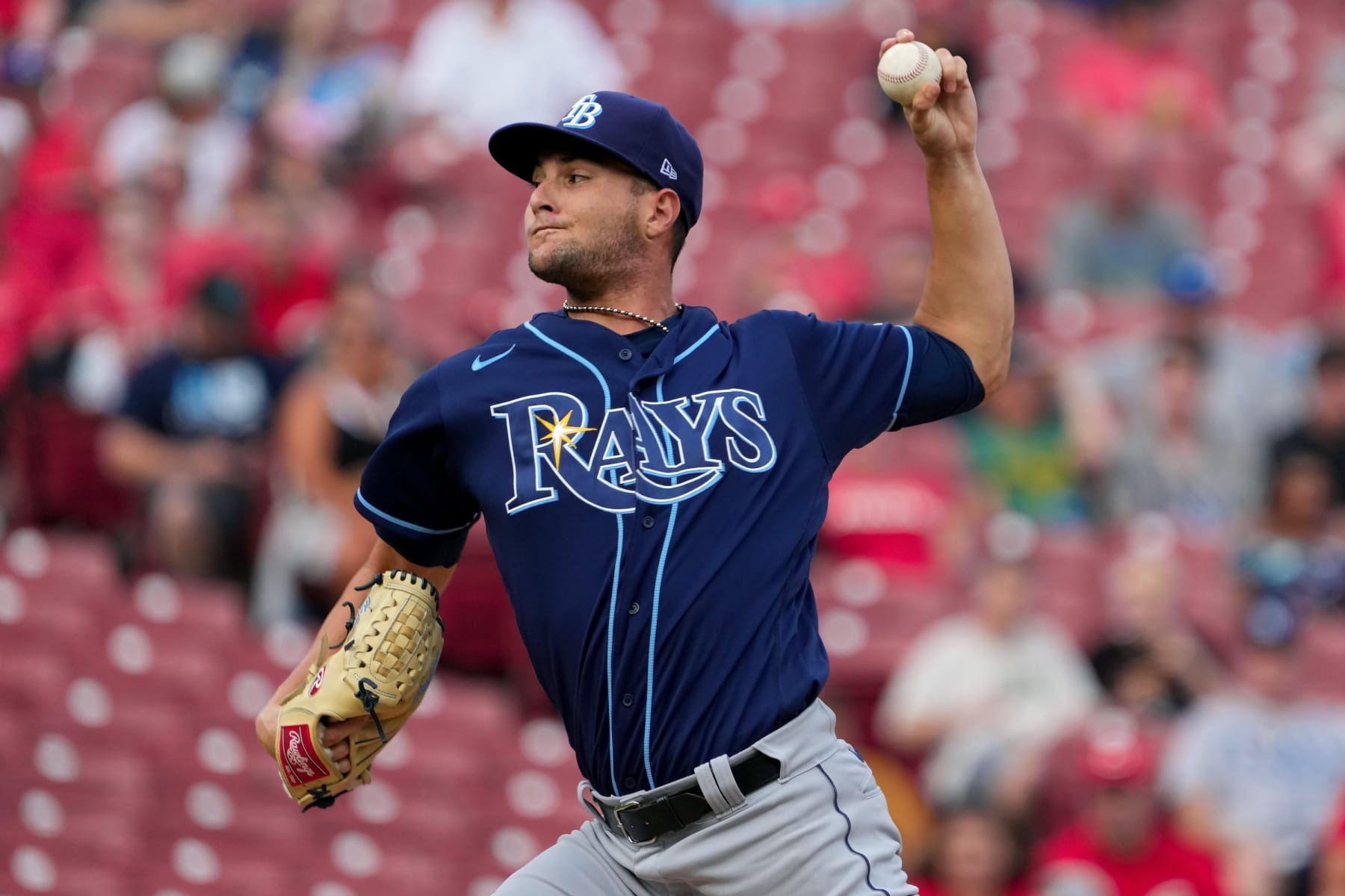 CINCINNATI, OHIO - JULY 08: Shane McClanahan #18 of the Tampa Bay Rays pitches in the first inning against the Cincinnati Reds at Great American Ball Park on July 08, 2022 in Cincinnati, Ohio. (Photo by Dylan Buell/Getty Images)