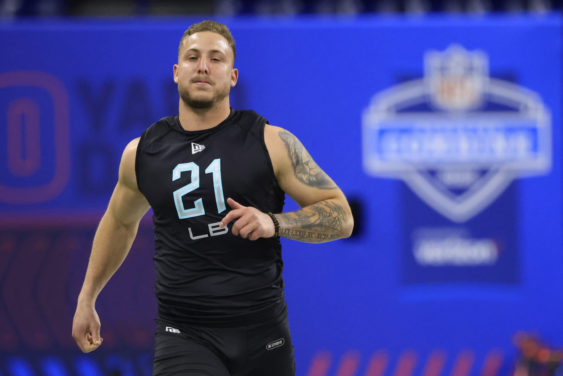 INDIANAPOLIS, INDIANA - MARCH 05: Nate Landman #LB21 of the Colorado Buffaloes runs the 40 yard dash during the NFL Combine at Lucas Oil Stadium on March 05, 2022 in Indianapolis, Indiana. (Photo by Justin Casterline/Getty Images)