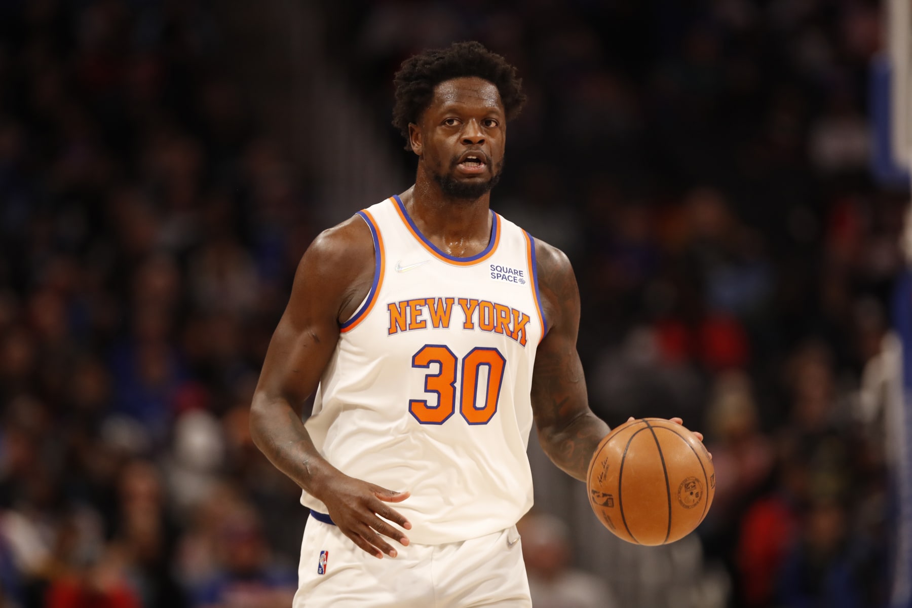 DETROIT, MI - MARCH 27: Julius Randle #30 of the New York Knicks dribbles the ball during the game against the Detroit Pistons on March 27, 2022 at Little Caesars Arena in Detroit, Michigan. NOTE TO USER: User expressly acknowledges and agrees that, by downloading and or using this photograph, user is consenting to the terms and conditions of Getty Images License Agreement. Mandatory Copyright Notice: Copyright 2022 NBAE (Photo by Brian Sevald/NBAE via Getty Images)