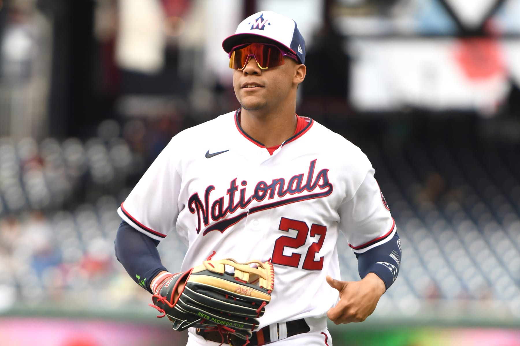 WASHINGTON, DC - MAY 25:  Juan Soto #22 of the Washington Nationals runs back to the dug out during a baseball game against the Los Angeles Dodgers at Nationals Park on May 25, 2022 in Washington DC.  (Photo by Mitchell Layton/Getty Images)