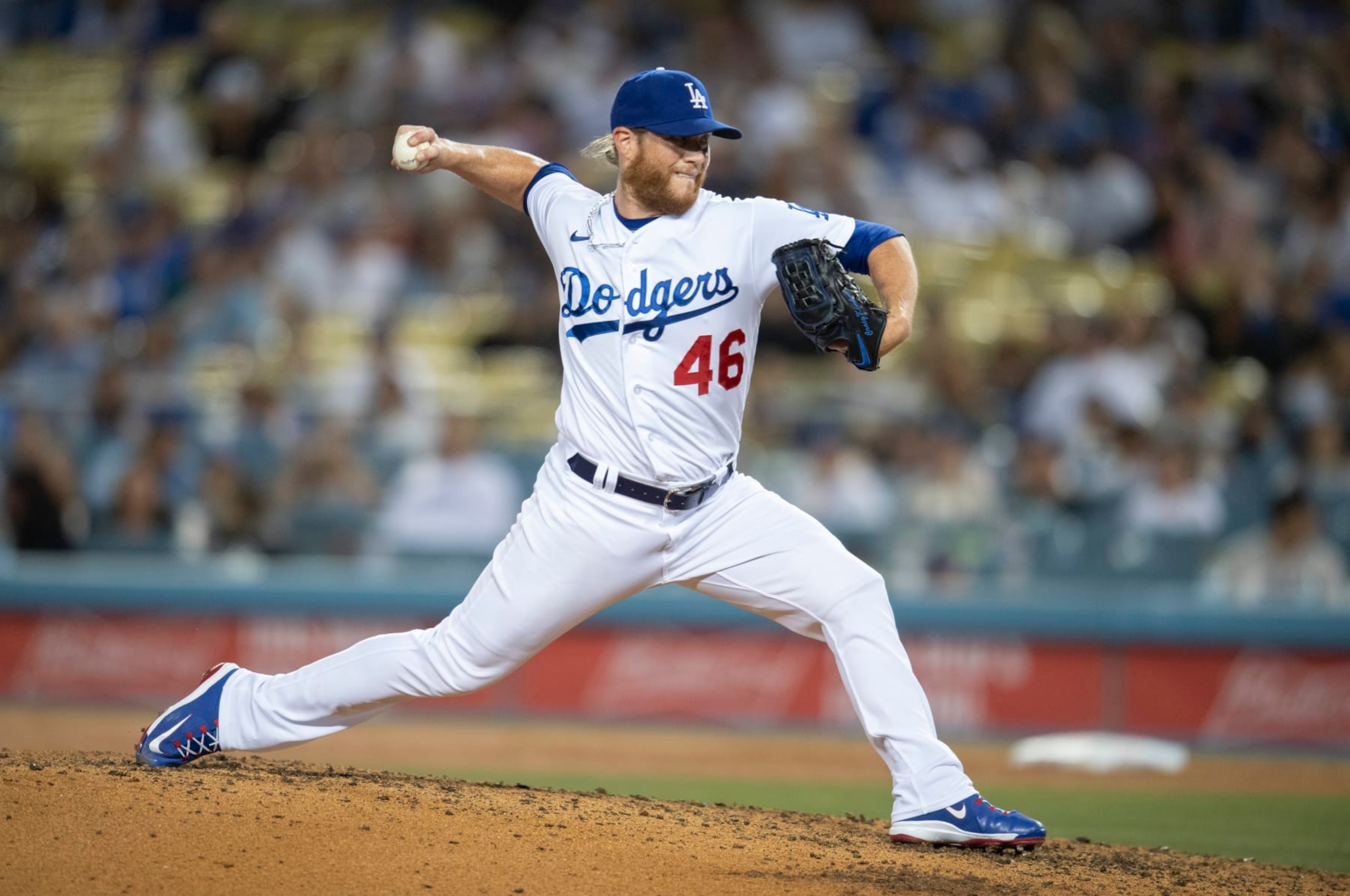 LOS ANGELES, CA - JULY 07: Los Angeles Dodgers relief pitcher Craig Kimbrel (46) throws against the Chicago Cubs at Dodger Stadium on July 7, 2022 in Los Angeles, CA. (Photo by John McCoy/Icon Sportswire via Getty Images)