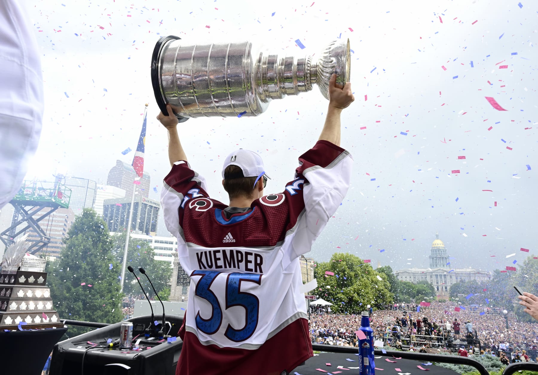 DENVER, CO - JUNE 30: Colorado Avalanche goaltender Darcy Kuemper (35) hoists the Stanley Cup during the Colorado Avalanche Championship celebration at Civic Center Park June 30, 2022. (Photo by Andy Cross/MediaNews Group/The Denver Post via Getty Images)