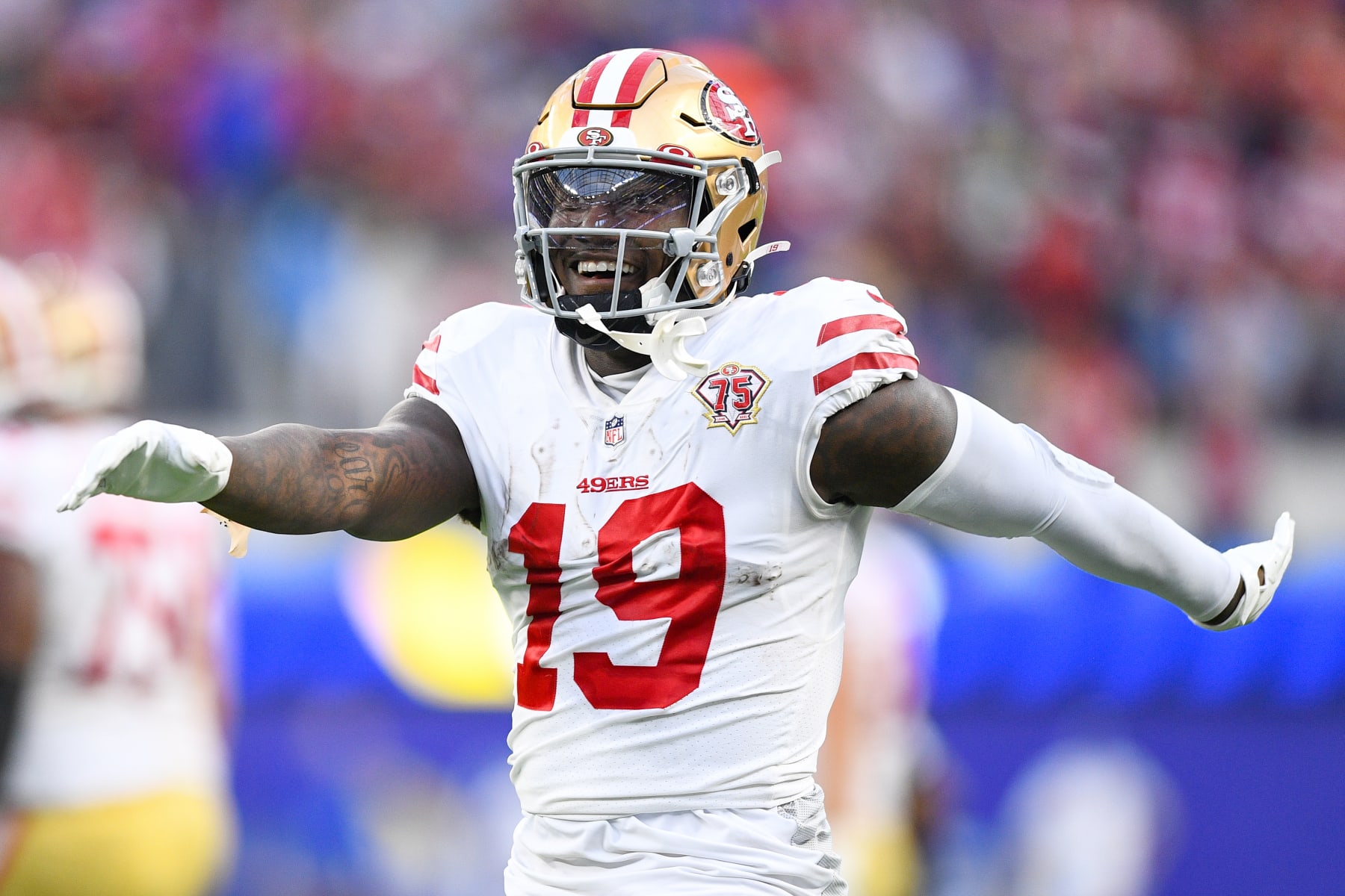 INGLEWOOD, CA - JANUARY 09: San Francisco 49ers Wide Receiver Deebo Samuel (19) celebrates after a catch during the NFL game between the San Francisco 49ers and the Los Angeles Rams on January 9, 2022, at SoFi Stadium in Inglewood, CA. (Photo by Brian Rothmuller/Icon Sportswire via Getty Images)