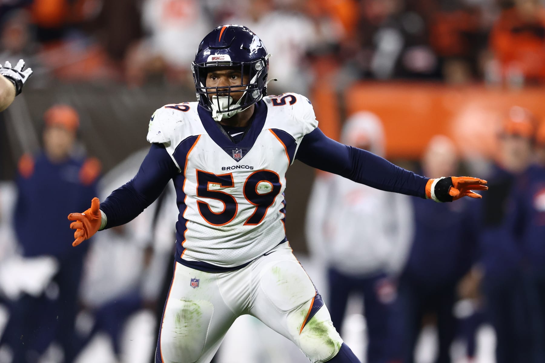 CLEVELAND, OHIO - OCTOBER 21: Malik Reed #59 of the Denver Broncos plays against the Cleveland Browns at FirstEnergy Stadium on October 21, 2021 in Cleveland, Ohio. (Photo by Gregory Shamus/Getty Images)