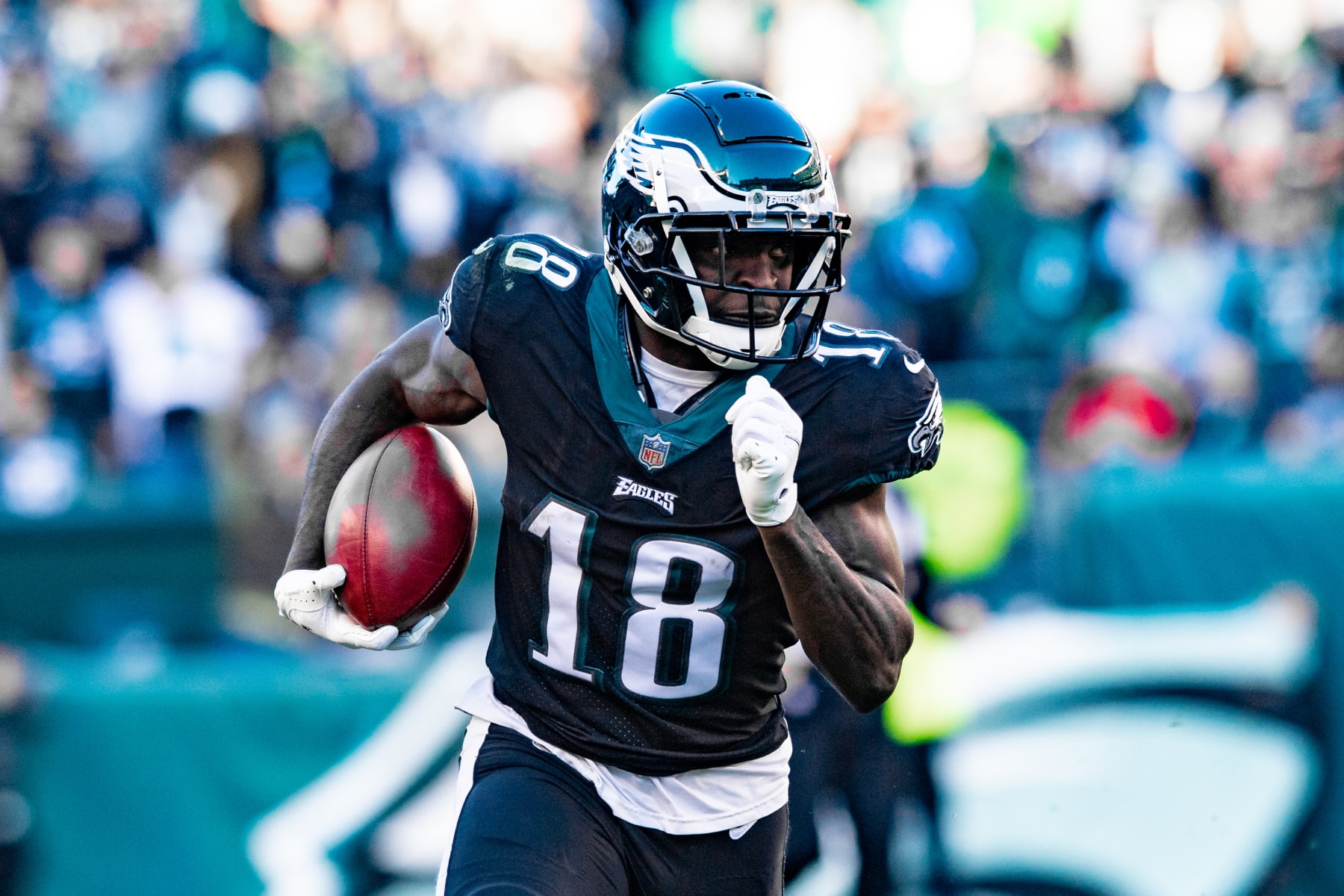 PHILADELPHIA, PA - DECEMBER 26: Philadelphia Eagles wide receiver Jalen Reagor (18) returns a punt for a long gain during the second half of the National Football League game between the New York Giants and Philadelphia Eagles on December 26, 2021 at Lincoln Financial Field in Philadelphia, PA (Photo by John Jones/Icon Sportswire via Getty Images)
