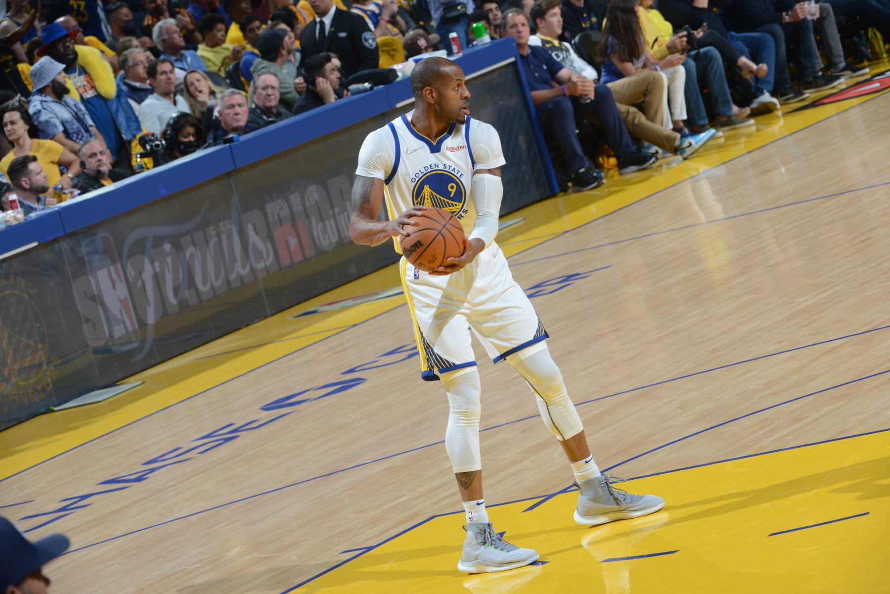 SAN FRANCISCO, CA - JUNE 2: Andre Iguodala #9 of the Golden State Warriors dribbles the ball during Game One of the 2022 NBA Finals on June 2, 2022 at Chase Center in San Francisco, California. NOTE TO USER: User expressly acknowledges and agrees that, by downloading and or using this photograph, user is consenting to the terms and conditions of Getty Images License Agreement. Mandatory Copyright Notice: Copyright 2022 NBAE (Photo by Noah Graham/NBAE via Getty Images)