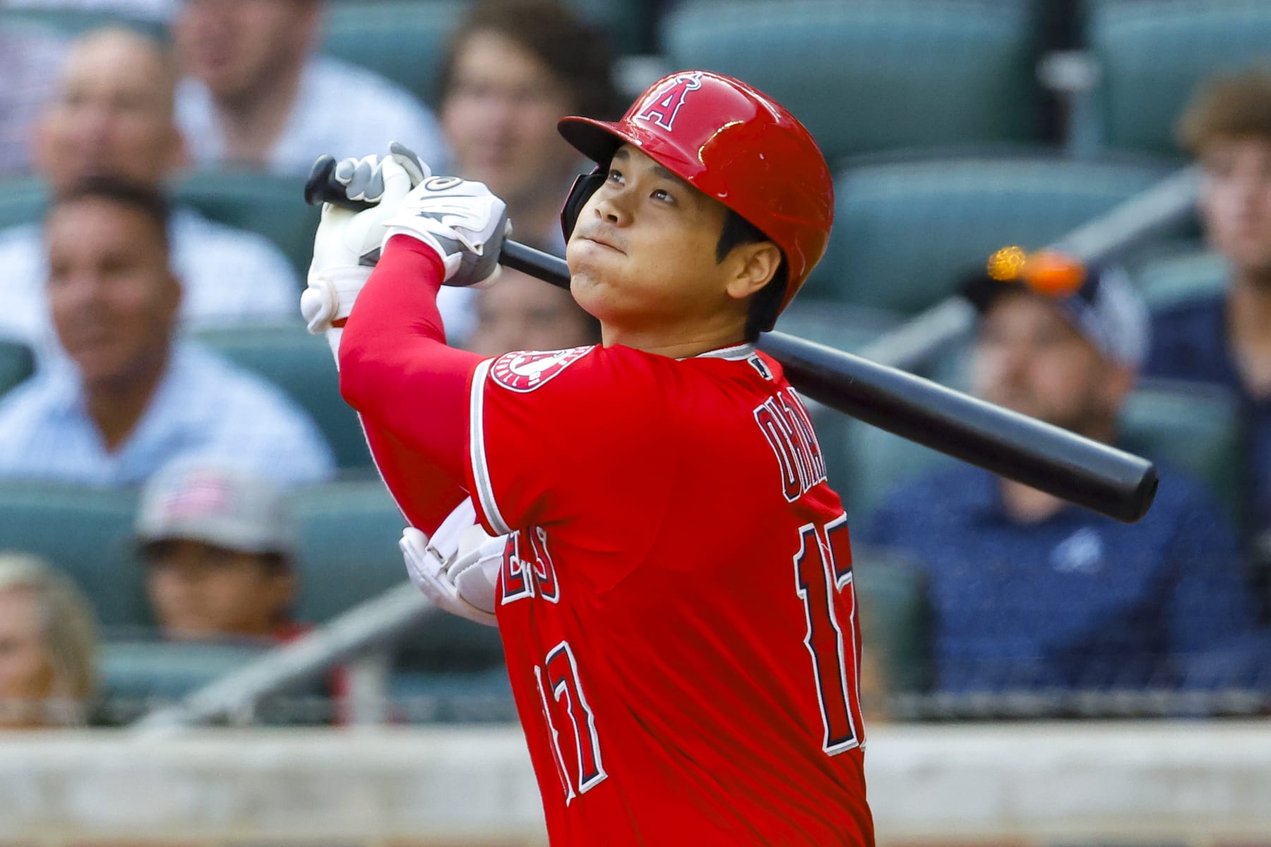 ATLANTA, GA - JULY 23: Shohei Ohtani #17 of the Los Angeles Angels watches a ball go foul during the first inning against the Atlanta Braves at Truist Park on July 23, 2022 in Atlanta, Georgia. (Photo by Todd Kirkland/Getty Images)