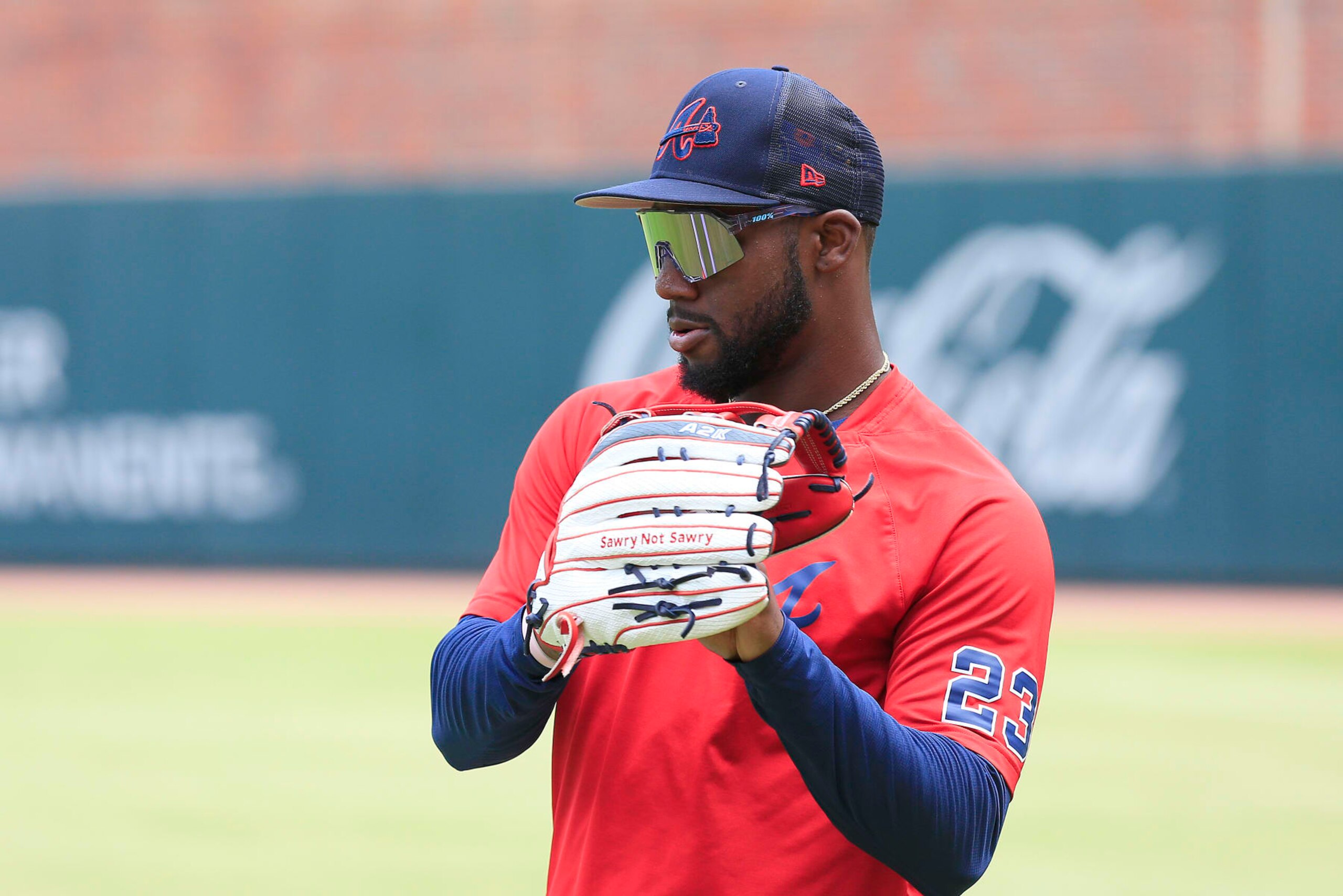 ATLANTA, GA - JULY 22: Atlanta Braves rookie center fielder Michael Harris II (23) warms up prior to the Friday evening MLB game between the Los Angeles Angels and the Atlanta Braves on July 22, 2022 at Truist Park in Atlanta, Georgia.  (Photo by David J. Griffin/Icon Sportswire via Getty Images)