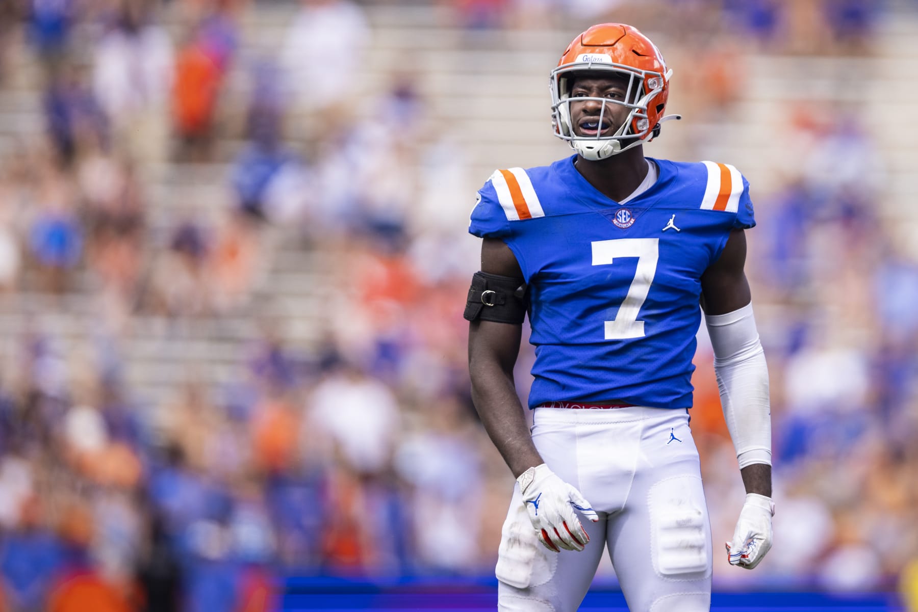 GAINESVILLE, FLORIDA - OCTOBER 09: Jeremiah Moon #7 of the Florida Gators looks on during the third quarter of a game against the Vanderbilt Commodores at Ben Hill Griffin Stadium on October 09, 2021 in Gainesville, Florida. (Photo by James Gilbert/Getty Images)