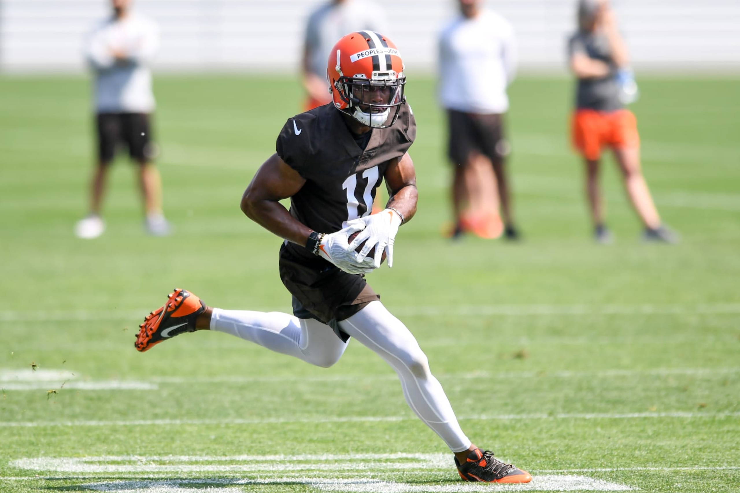 BEREA, OH - JUNE 01: Donovan Peoples-Jones #11 of the Cleveland Browns runs a drill during the Cleveland Browns offseason workout at CrossCountry Mortgage Campus on June 1, 2022 in Berea, Ohio. (Photo by Nick Cammett/Getty Images)
