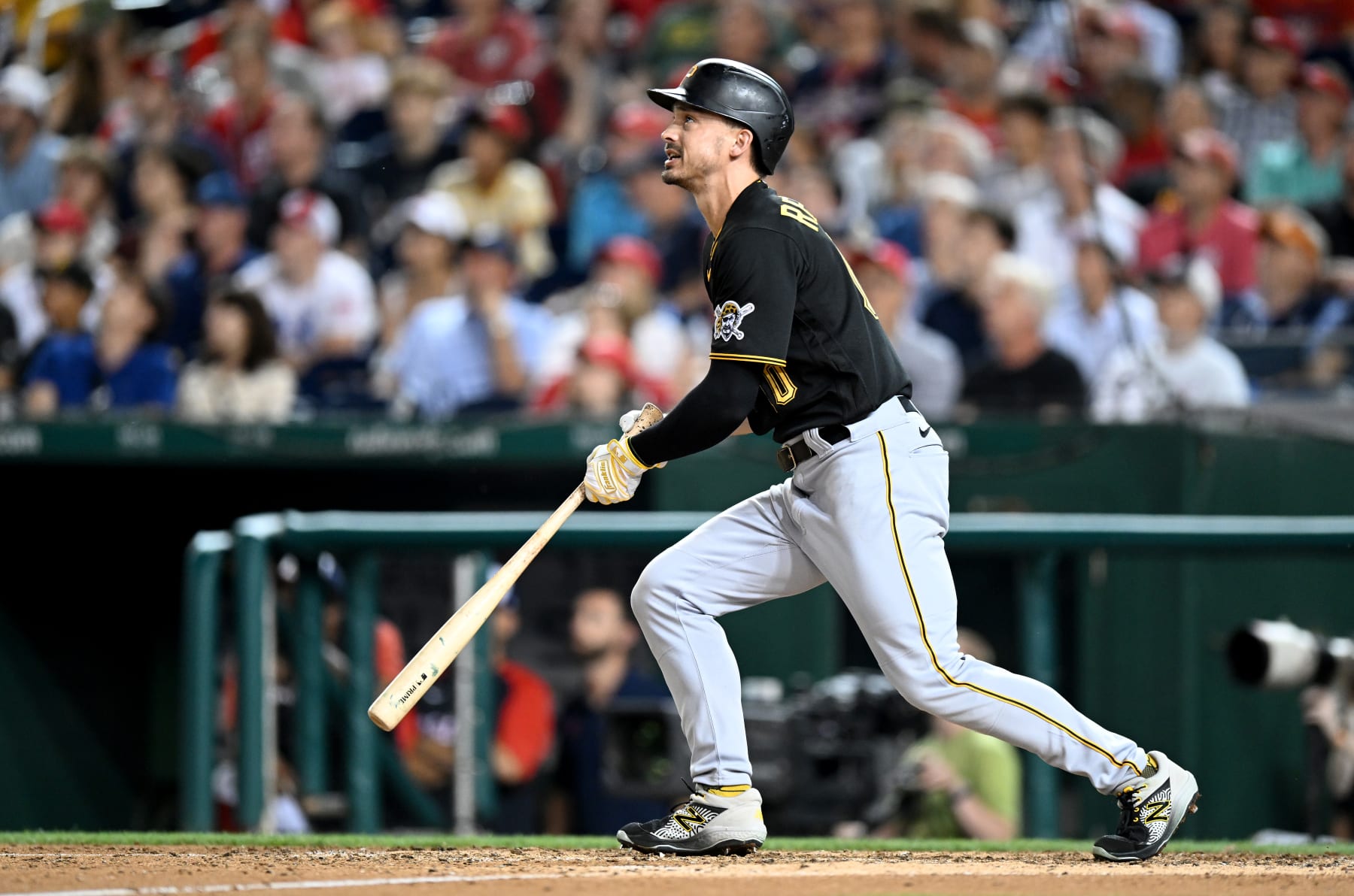 WASHINGTON, DC - JUNE 27: Bryan Reynolds #10 of the Pittsburgh Pirates bats against the Washington Nationals at Nationals Park on June 27, 2022 in Washington, DC. (Photo by G Fiume/Getty Images)