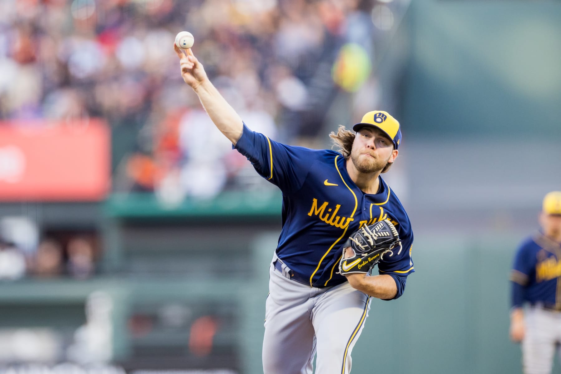 SAN FRANCISCO, CA - JULY 14: Milwaukee Brewers starting pitcher Corbin Burnes (39) throws a pitch during the MLB professional baseball game between the Milwaukee Brewers and San Francisco Giants on July 14, 2022 at Oracle Park in San Francisco, CA. (Photo by Bob Kupbens/Icon Sportswire via Getty Images)