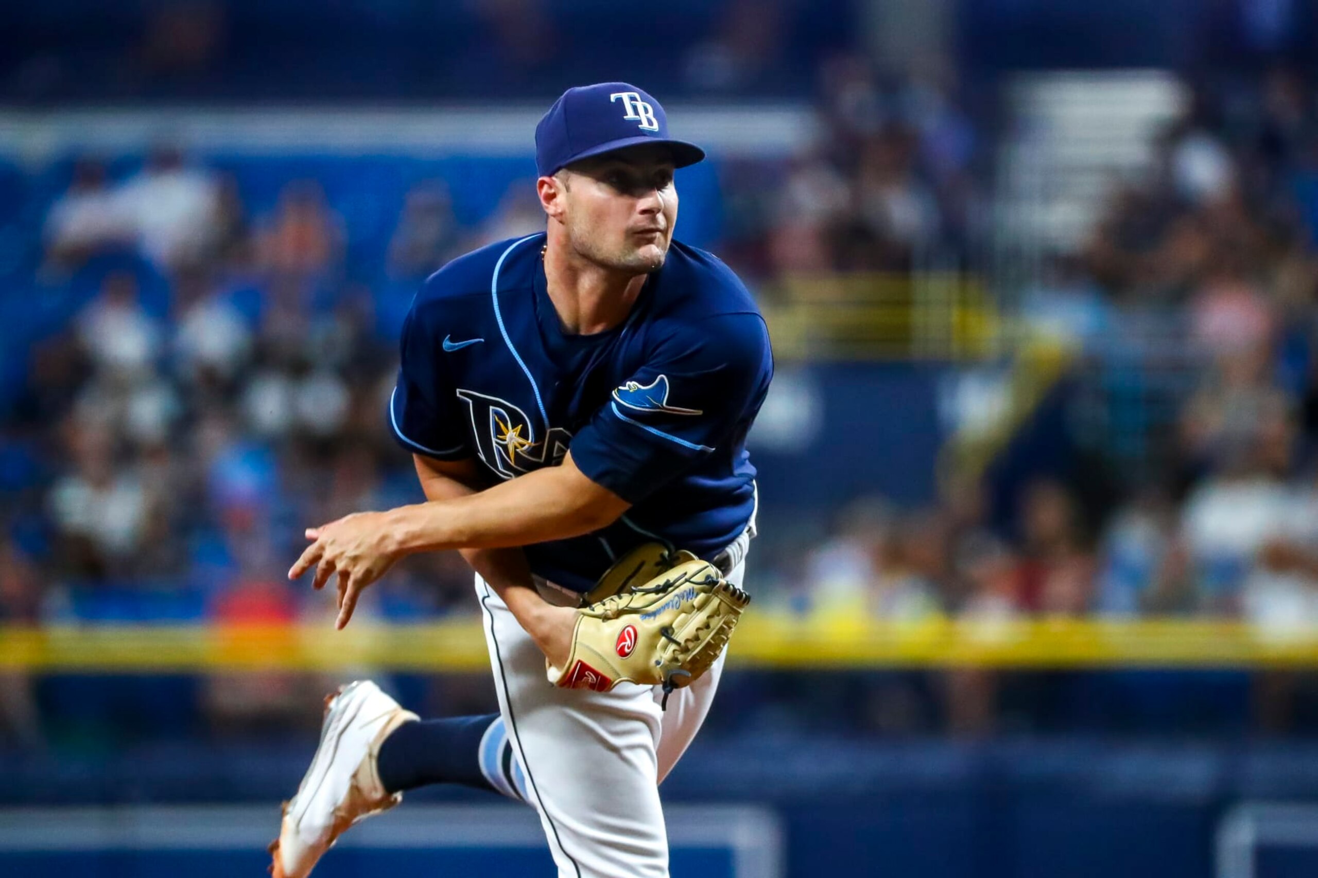 ST PETERSBURG, FL - JUNE 20: Shane McClanahan #18 of the Tampa Bay Rays pitches during the game between the New York Yankees and the Tampa Bay Rays at Tropicana Field on June 20, 2022 in St Petersburg, Florida. (Photo by Tyler Schank/Getty Images)