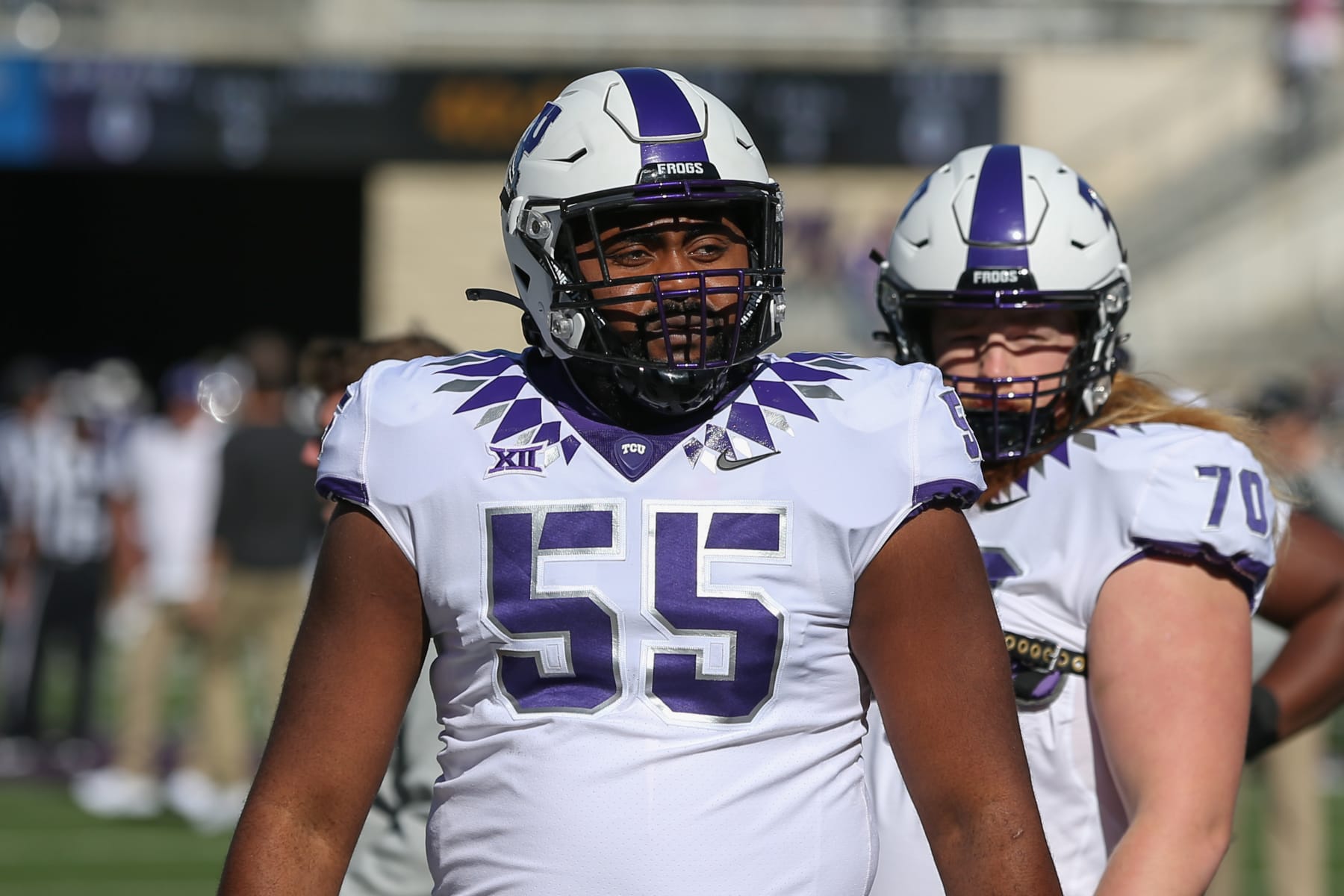 MANHATTAN, KS - OCTOBER 30: TCU Horned Frogs offensive tackle Obinna Eze (55) before a Big 12 football game between the TCU Horned Frogs and the Kansas State Wildcats on Oct 30, 2021 at Bill Snyder Family Stadium in Manhattan, KS. (Photo by Scott Winters/Icon Sportswire via Getty Images)